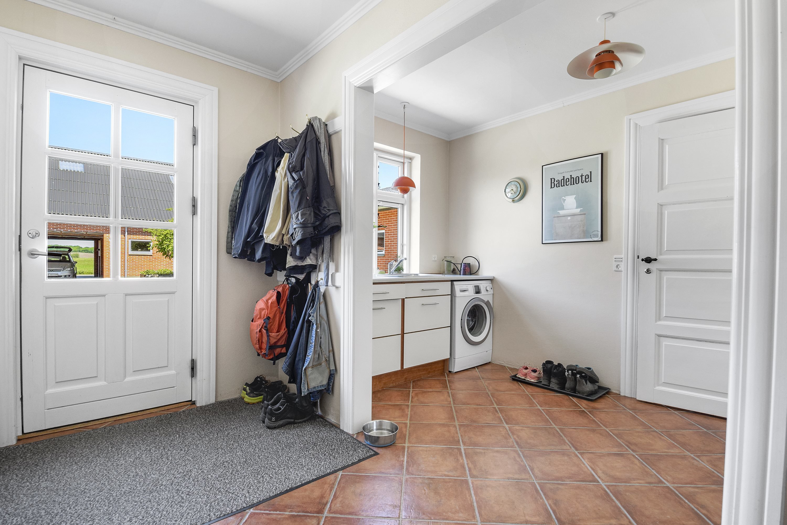 Fremhævet entré/bryggers billede i fuldskærmstilstand. Billede af Sognevejen 32, 9620 Aalestrup