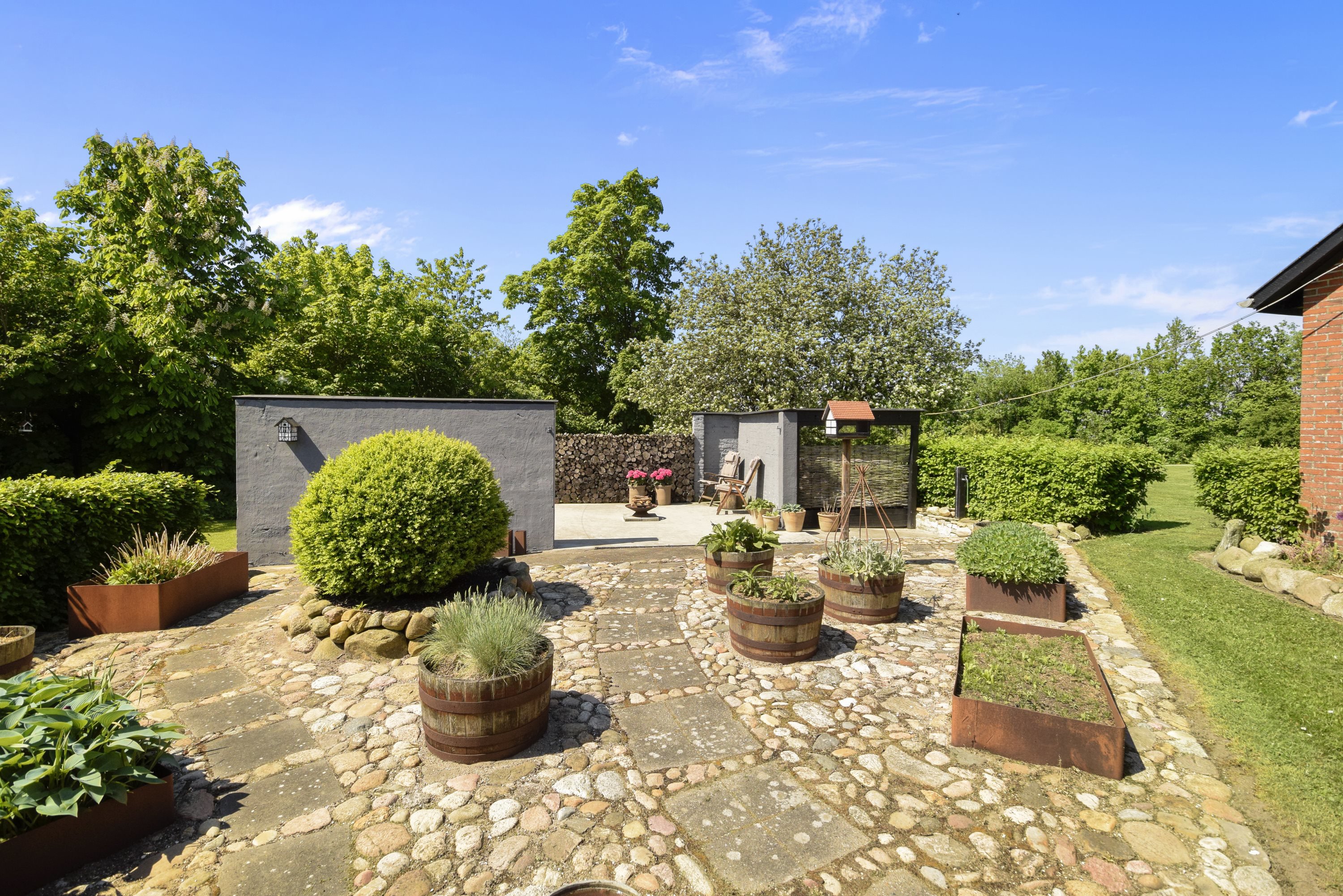 Fremhævet have billede i fuldskærmstilstand. Billede af Sognevejen 32, 9620 Aalestrup