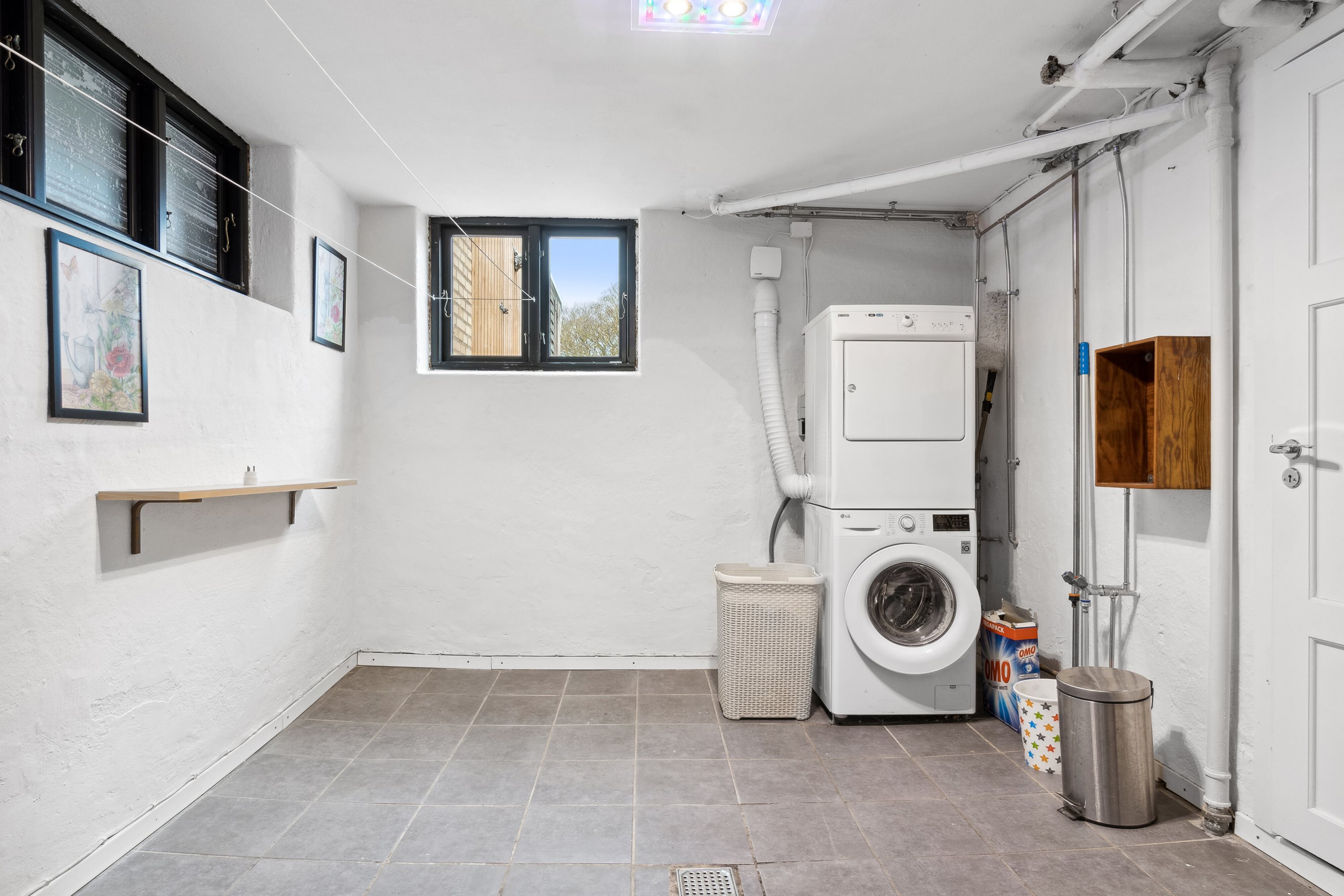 Fremhævet vaskerum billede i fuldskærmstilstand. Billede af Skovvej 2B, Karlsgave, 3300 Frederiksværk