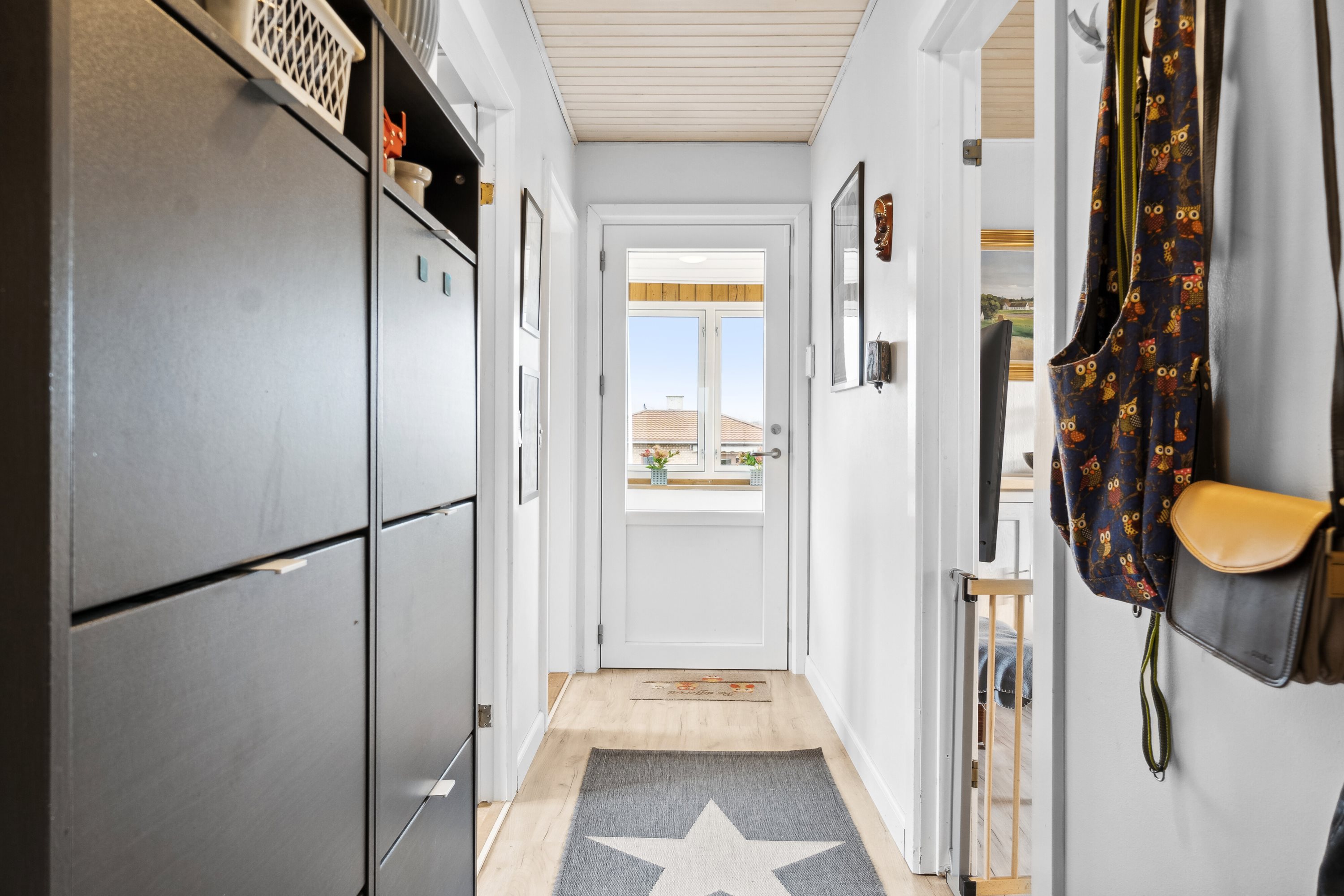 Fremhævet entré billede i fuldskærmstilstand. Billede af Skovvej 2B, Karlsgave, 3300 Frederiksværk