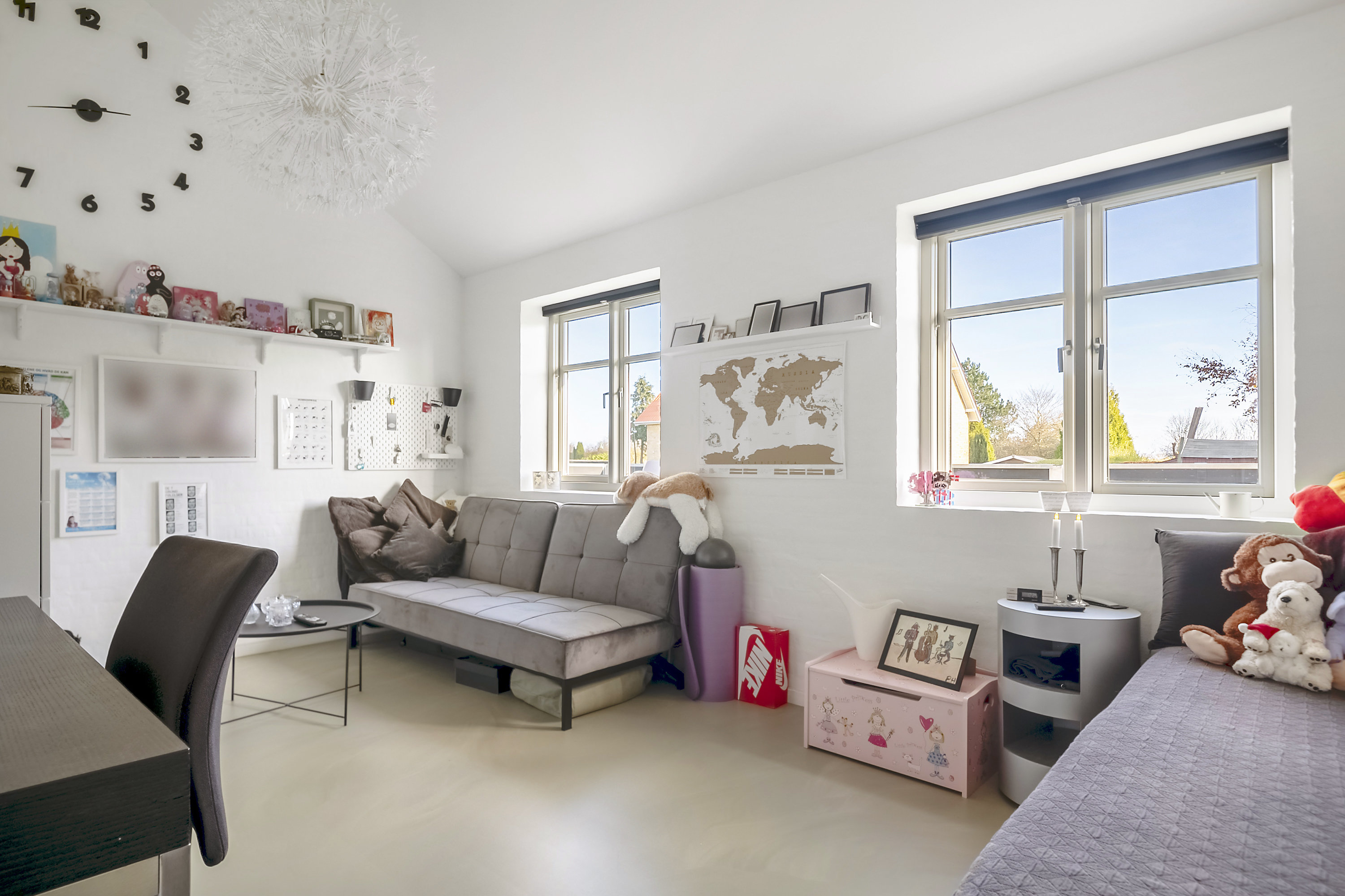 Fremhævet stue billede i fuldskærmstilstand. Billede af Mandalsvej 1, Christiansbjerg, 8200 Aarhus N