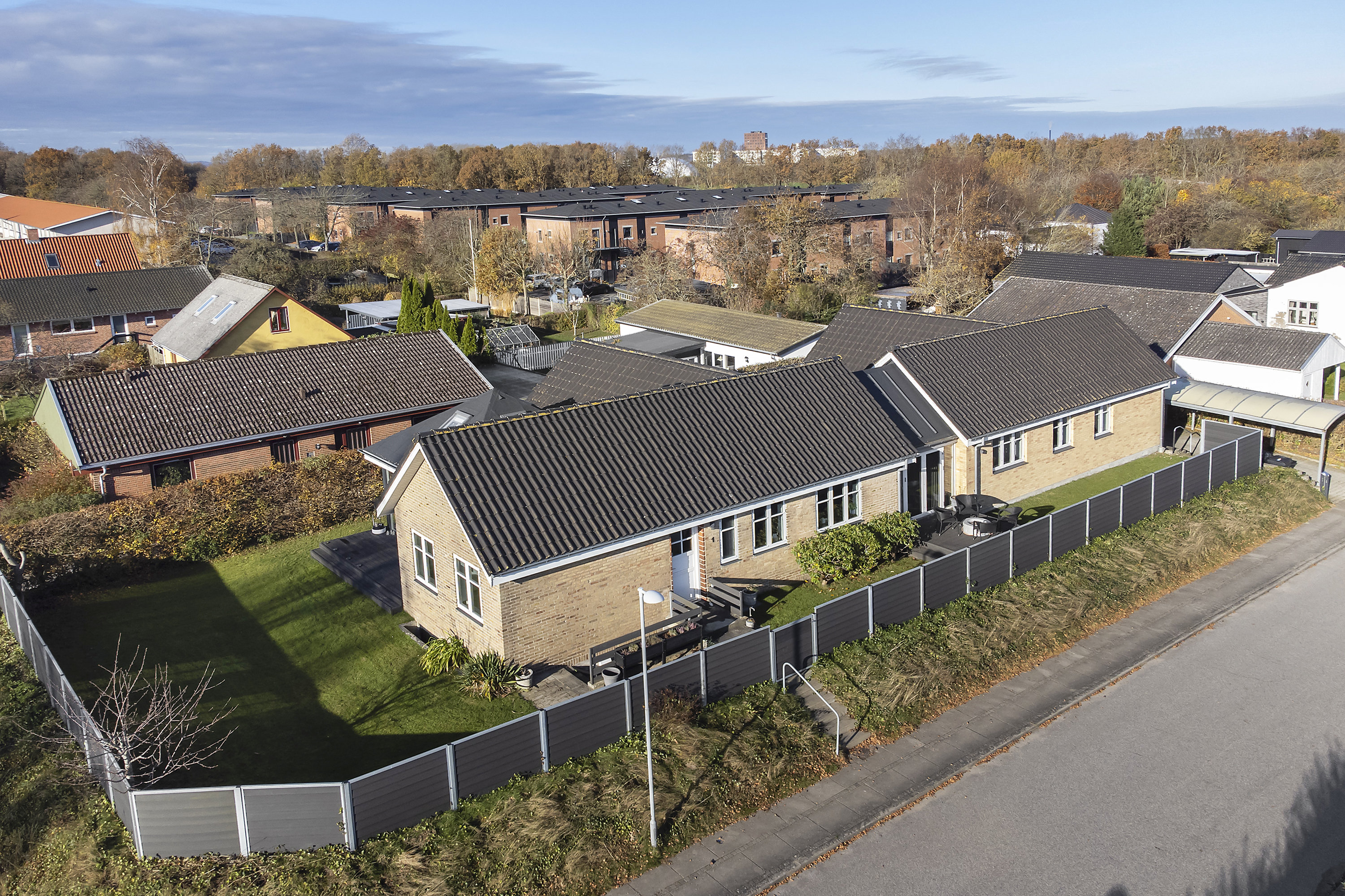 Fremhævet ejendommen billede i fuldskærmstilstand. Billede af Mandalsvej 1, Christiansbjerg, 8200 Aarhus N