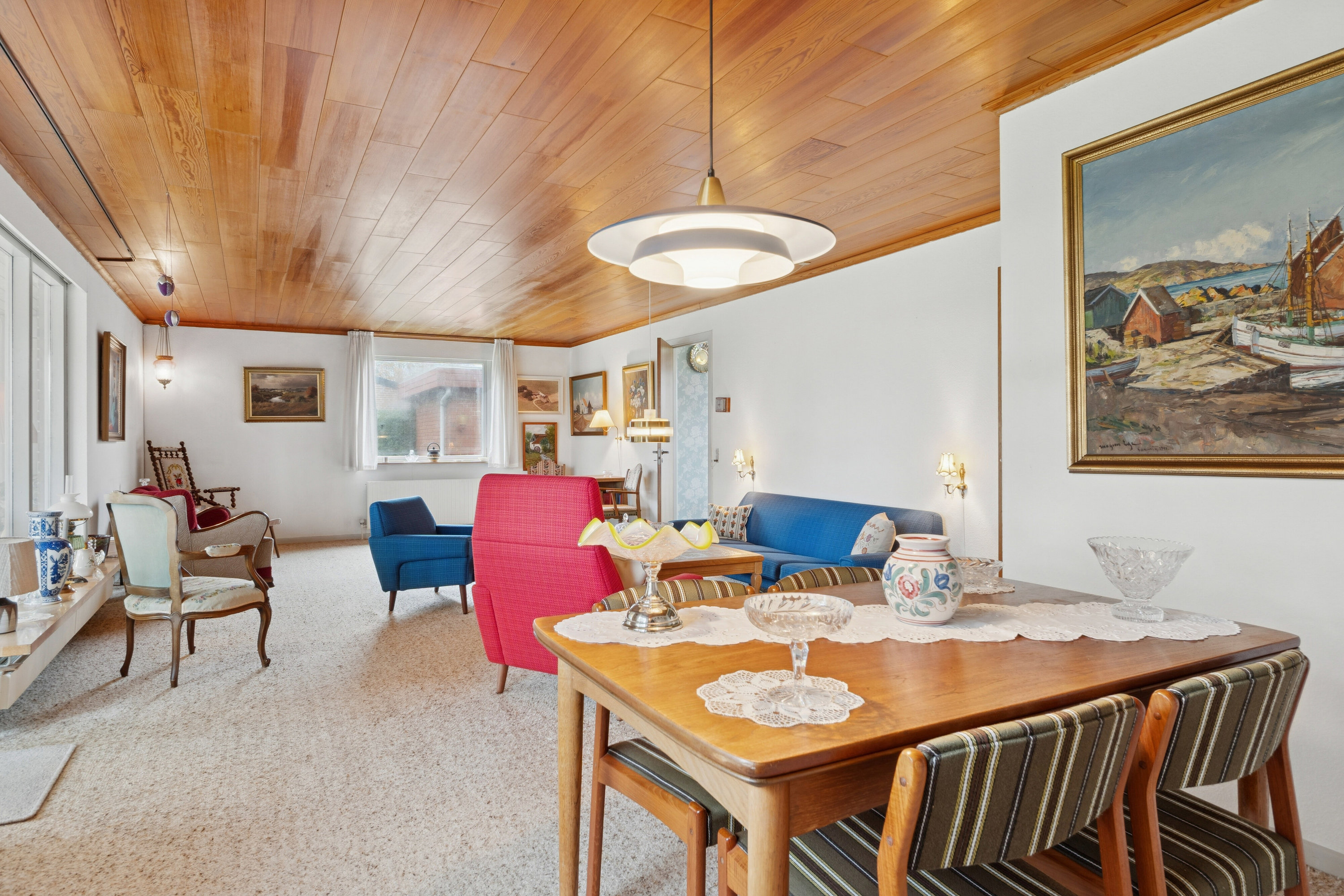 Fremhævet spisestue billede i fuldskærmstilstand. Billede af Sølvgranen 5, 8620 Kjellerup