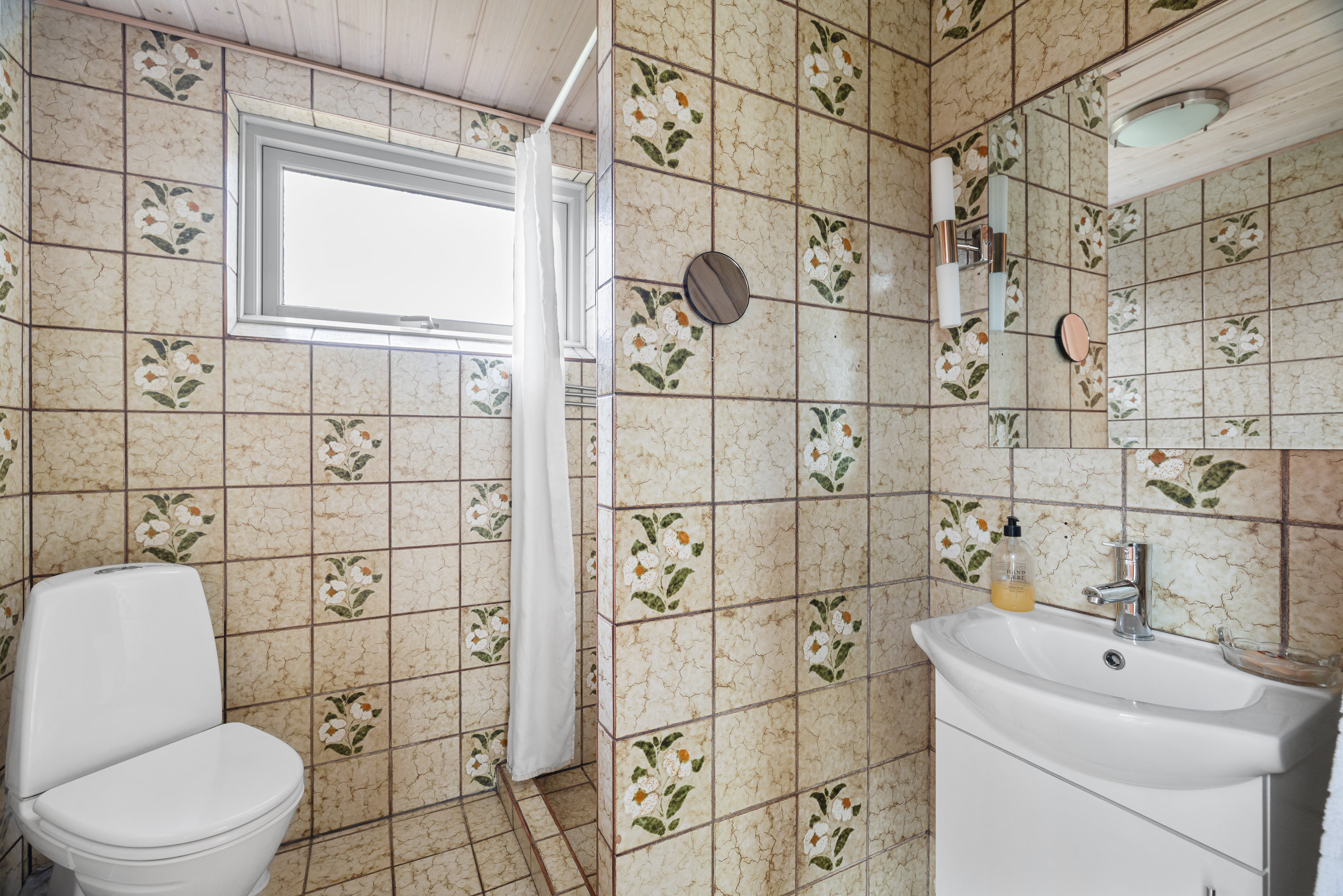 Fremhævet badeværelse billede i fuldskærmstilstand. Billede af Brandholmvej 2, Ståby, 5672 Broby