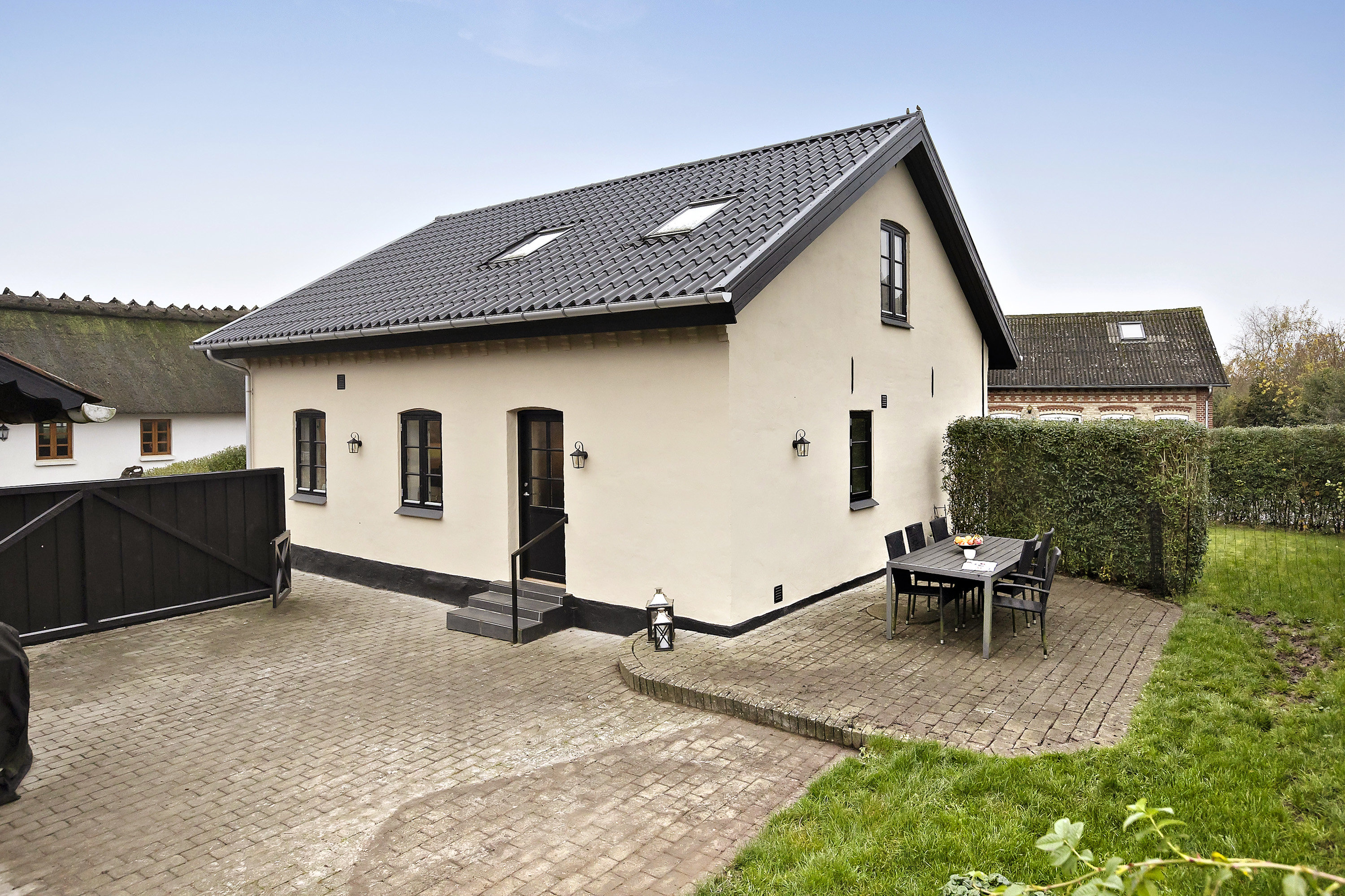 Miniaturebillede 1: ejendommen. Billede af Gadekær 1, Tråsbøl, 6200 Aabenraa