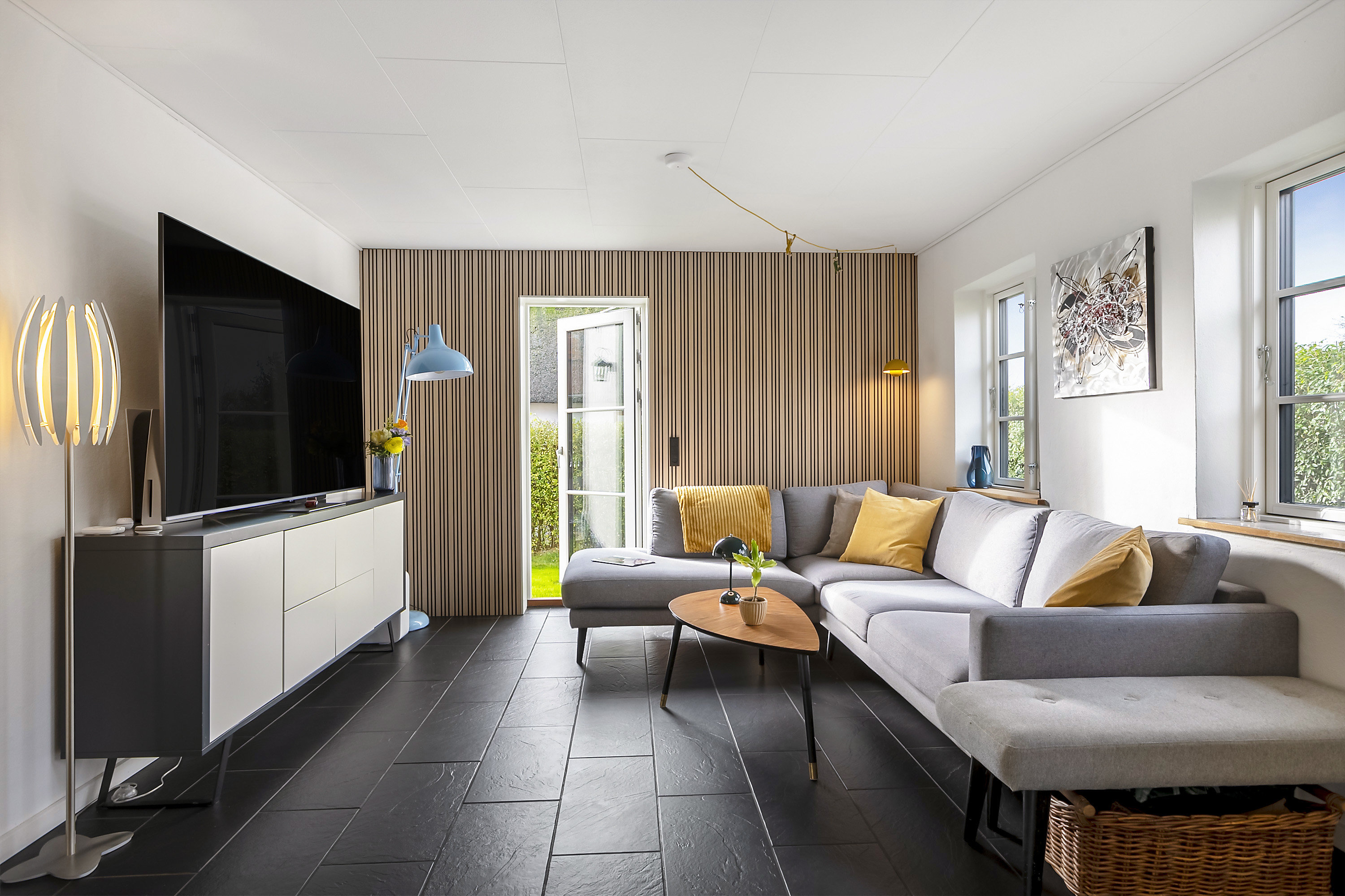 Fremhævet stue billede i fuldskærmstilstand. Billede af Gadekær 1, Tråsbøl, 6200 Aabenraa