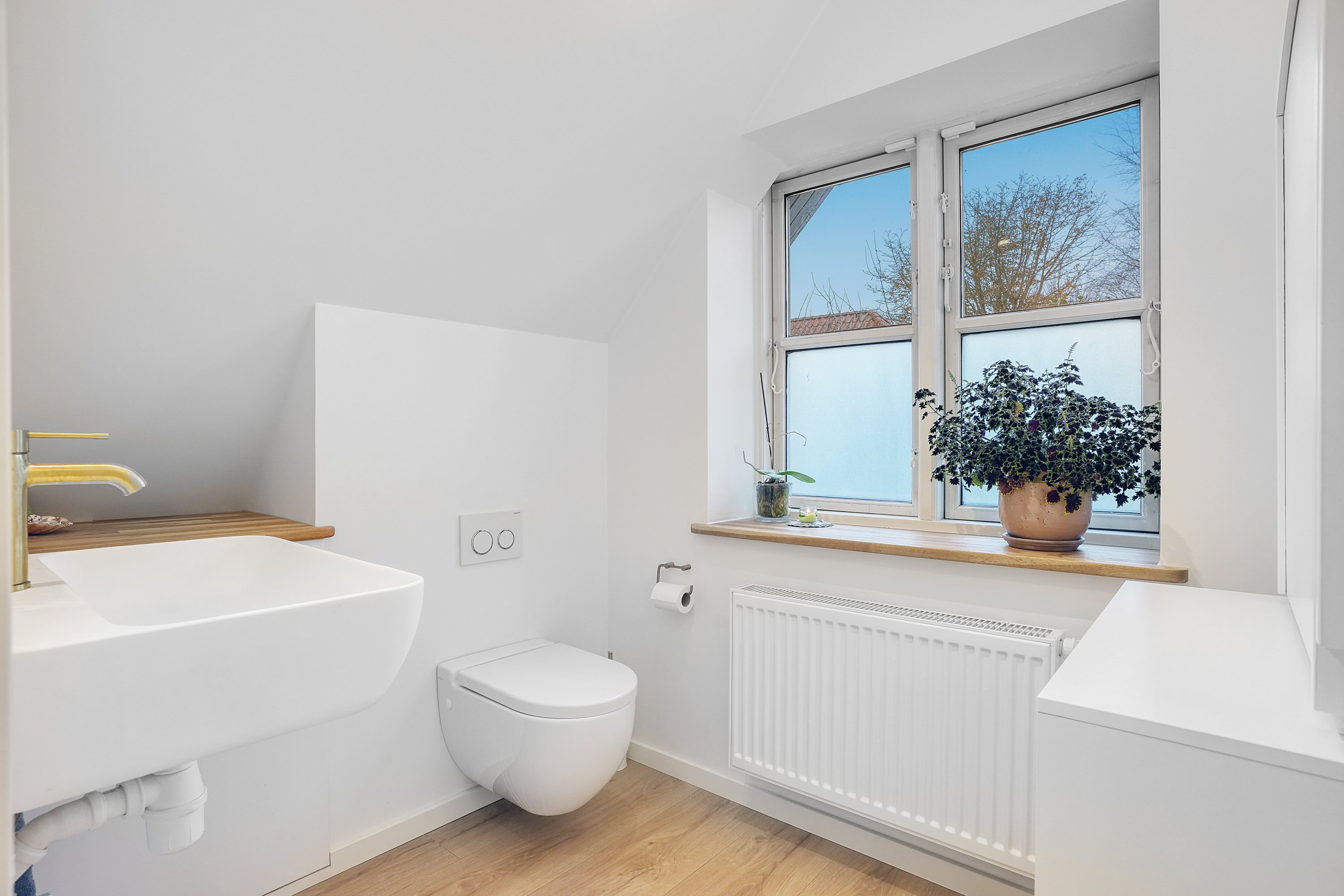 Fremhævet wc billede i fuldskærmstilstand. Billede af Nordmarksvej 4, Solrød, 2680 Solrød Strand