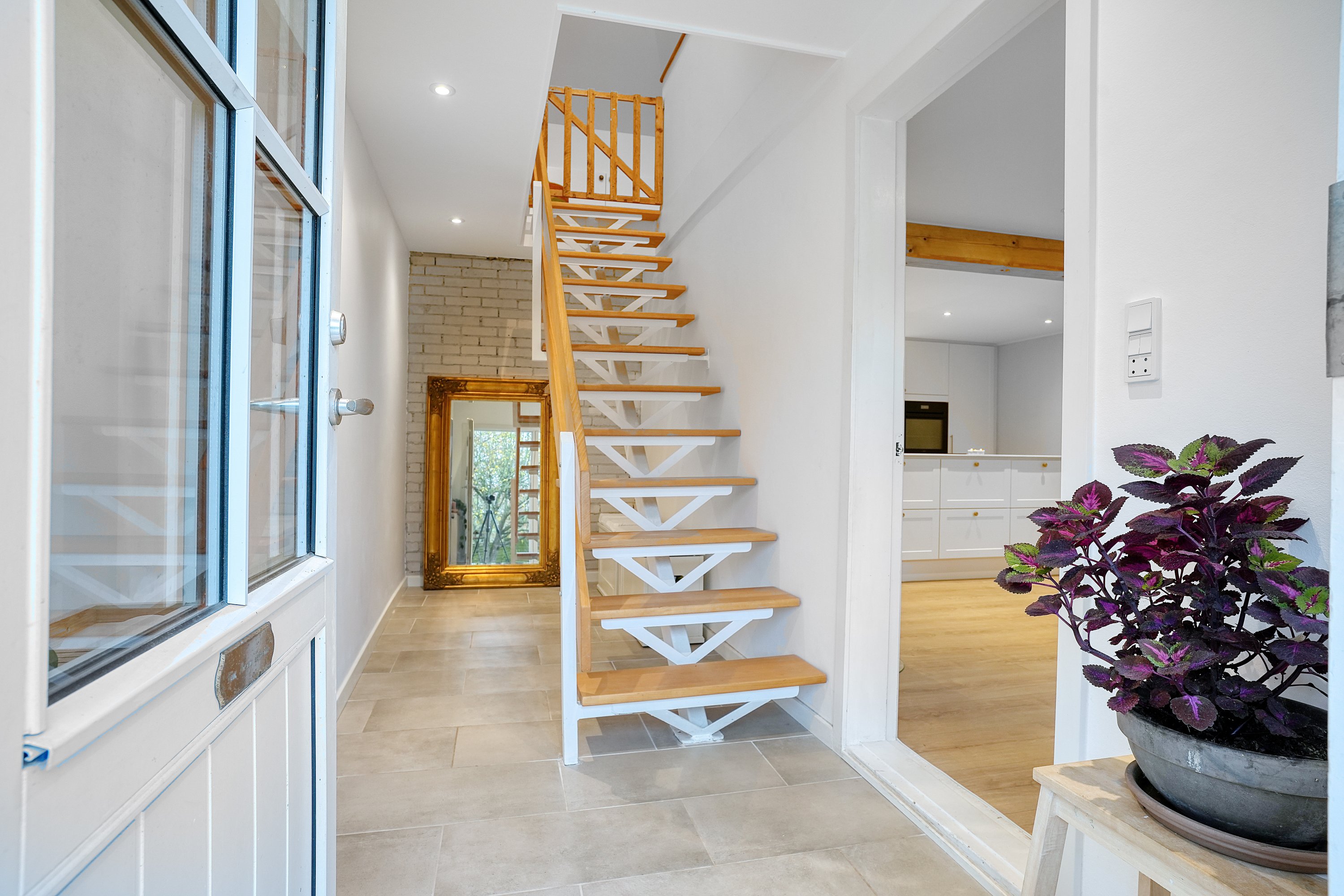 Fremhævet entré billede i fuldskærmstilstand. Billede af Nordmarksvej 4, Solrød, 2680 Solrød Strand