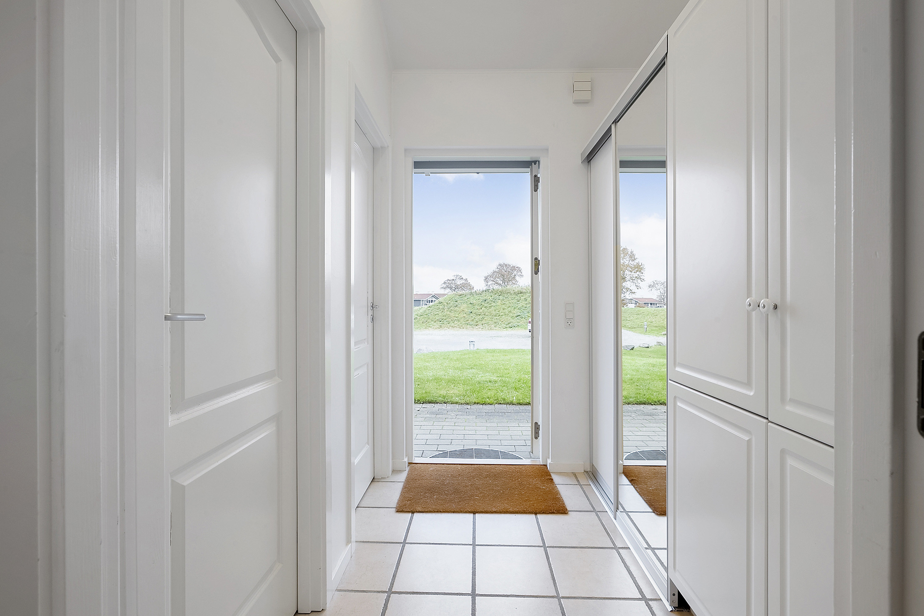 Miniaturebillede 2: entré. Billede af Golfsvinget 48, 6200 Aabenraa