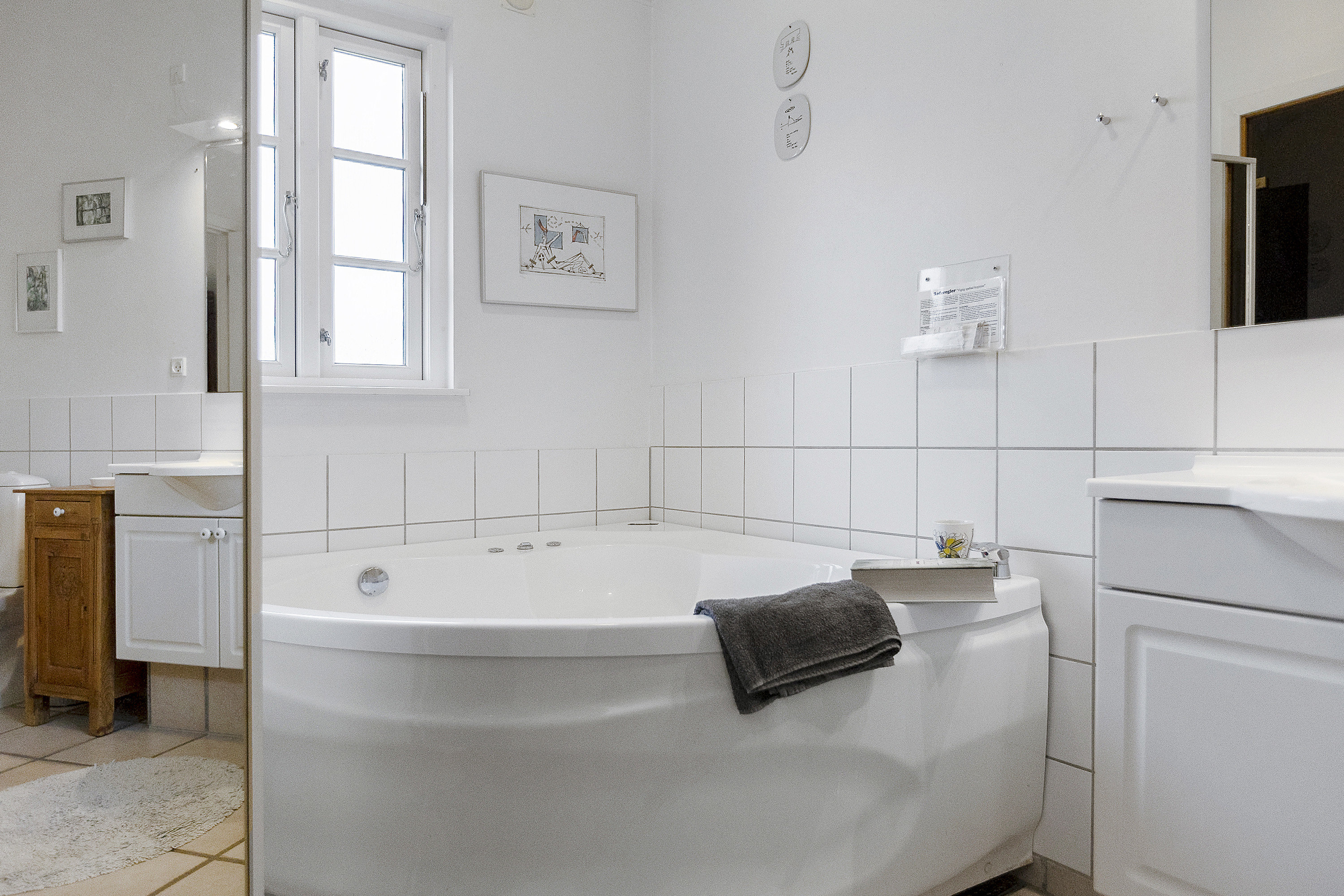 Fremhævet badeværelse billede i fuldskærmstilstand. Billede af Golfsvinget 48, 6200 Aabenraa