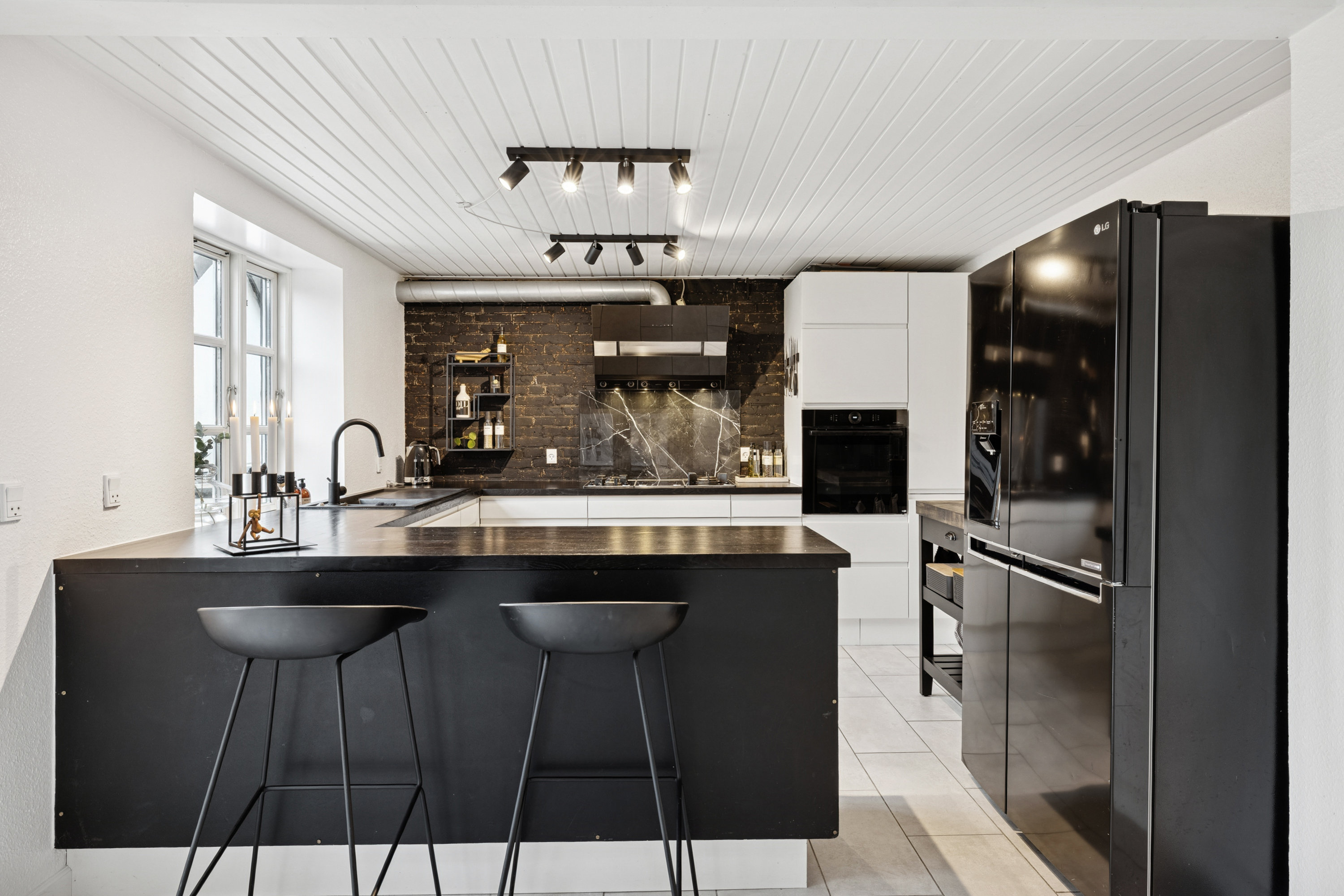 Fremhævet køkken billede i fuldskærmstilstand. Billede af Tværgade 7, 9632 Møldrup