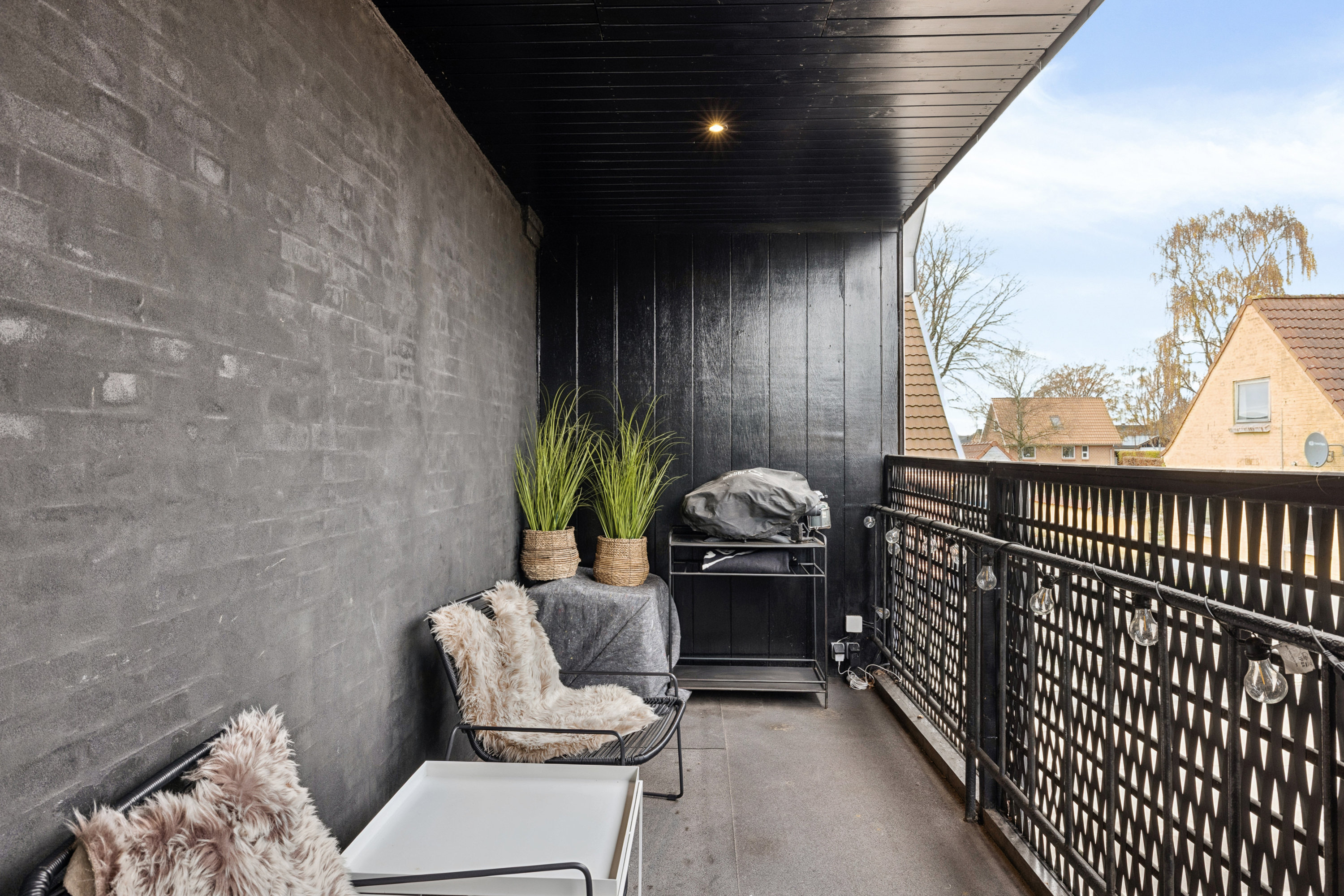 Fremhævet altan billede i fuldskærmstilstand. Billede af Tværgade 7, 9632 Møldrup