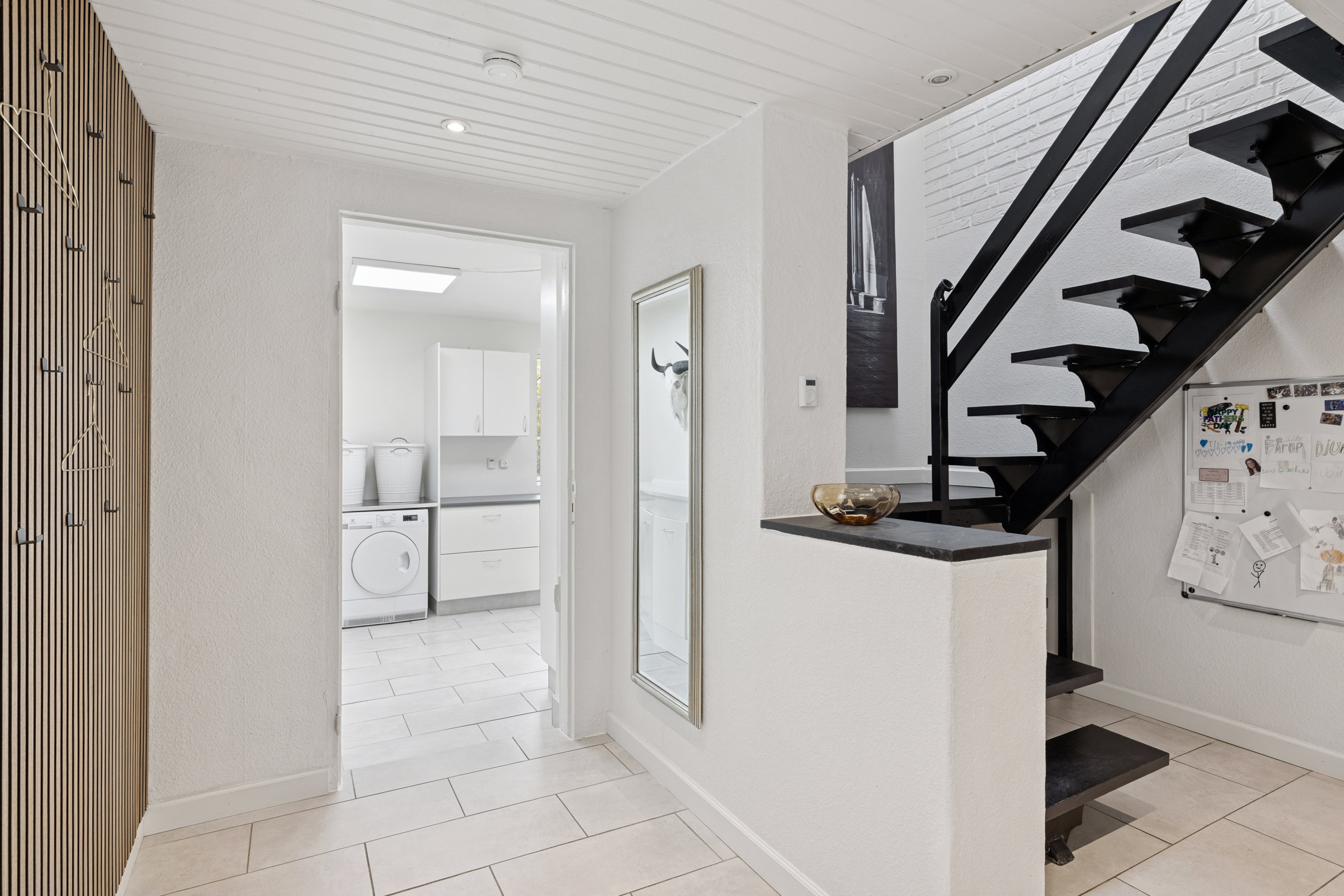 Fremhævet gang billede i fuldskærmstilstand. Billede af Tværgade 7, 9632 Møldrup