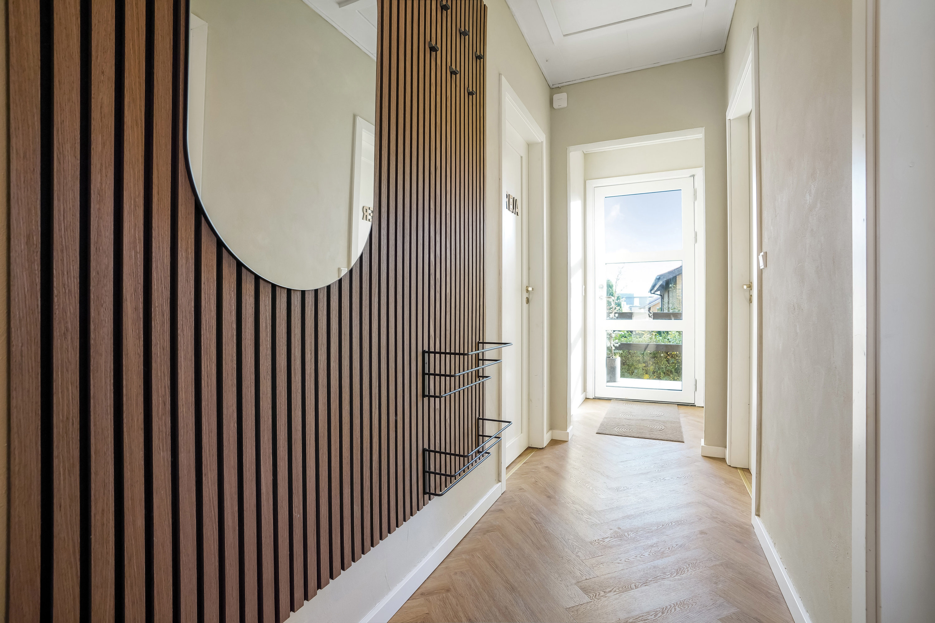 Fremhævet entré billede i fuldskærmstilstand. Billede af Skolevænget 6, 5580 Nørre Aaby