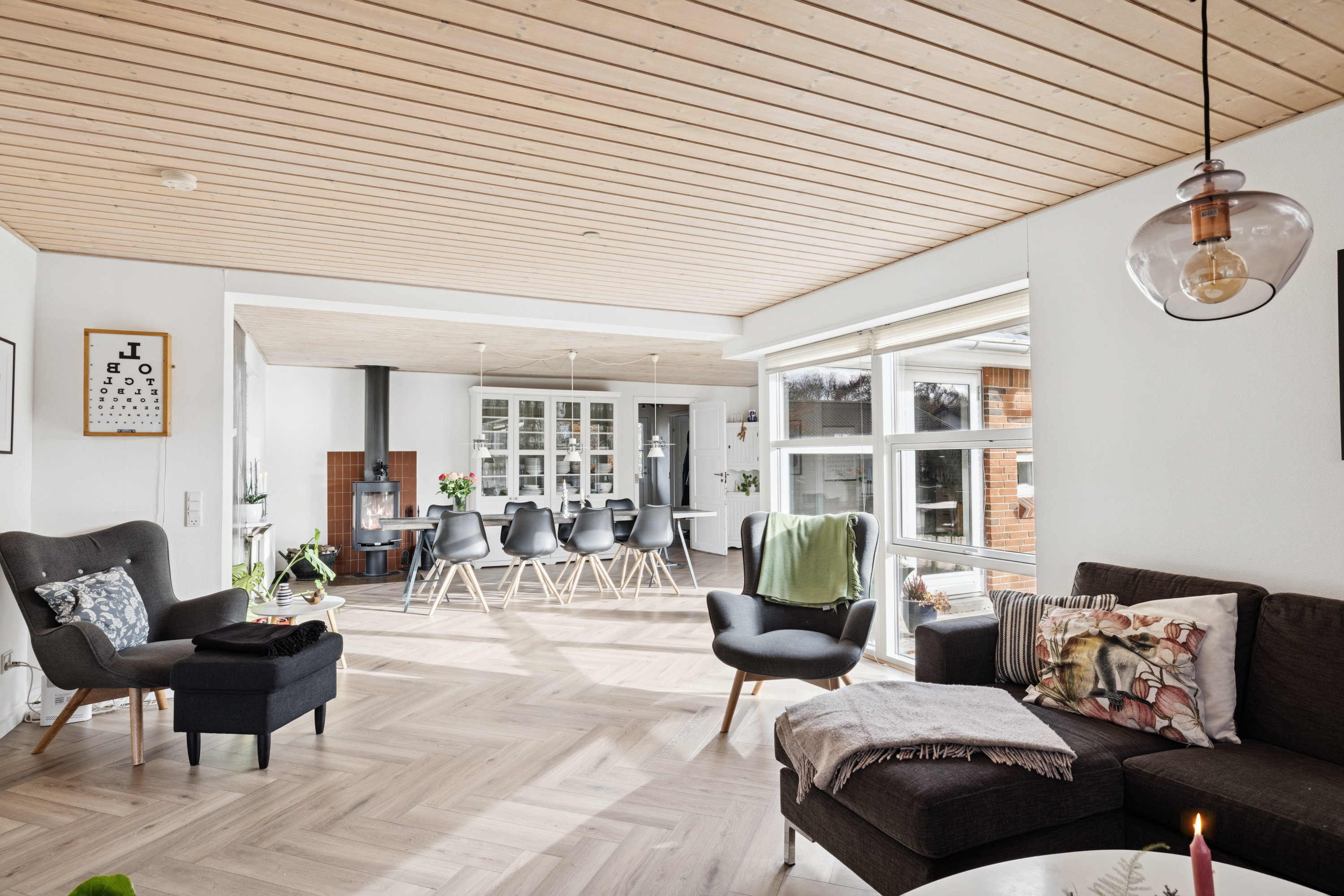 Fremhævet stue billede i fuldskærmstilstand. Billede af Hvidtjørnen 2, 8800 Viborg