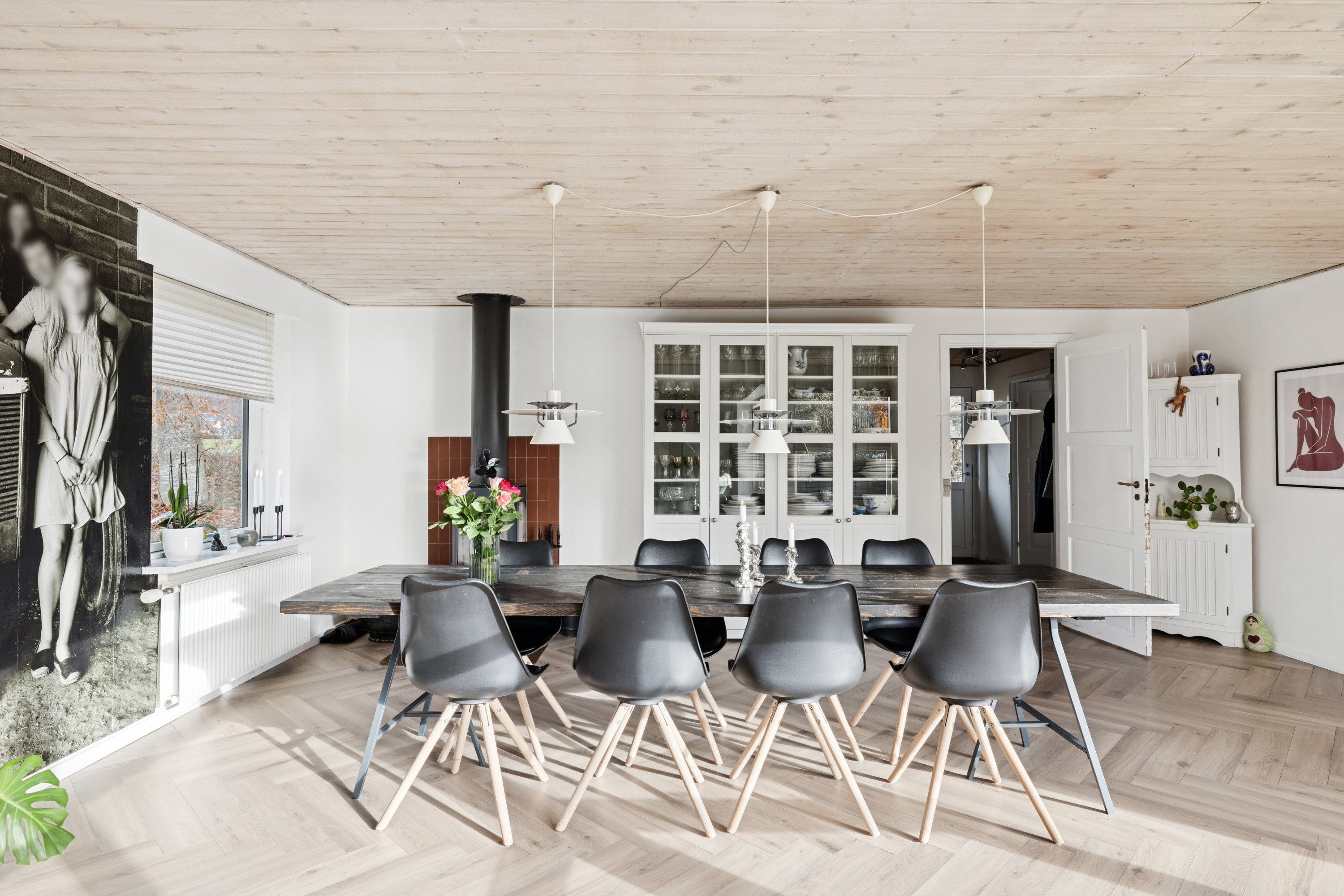 Fremhævet stue billede i fuldskærmstilstand. Billede af Hvidtjørnen 2, 8800 Viborg