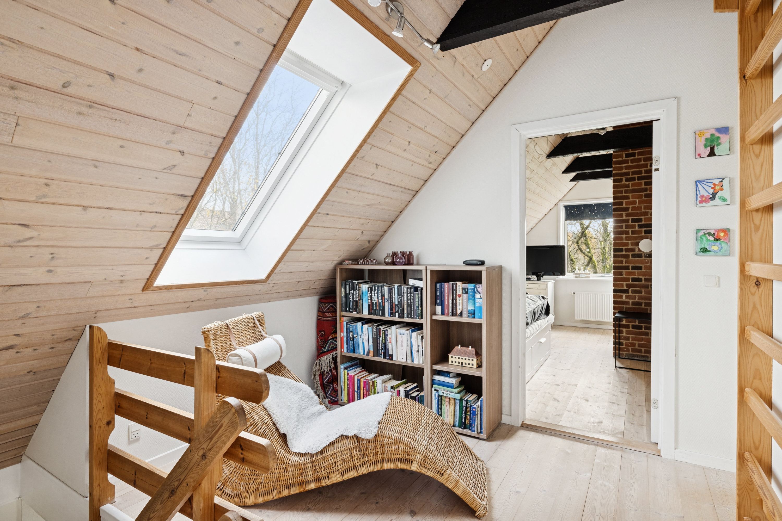 Fremhævet stue billede i fuldskærmstilstand. Billede af Hvidtjørnen 2, 8800 Viborg