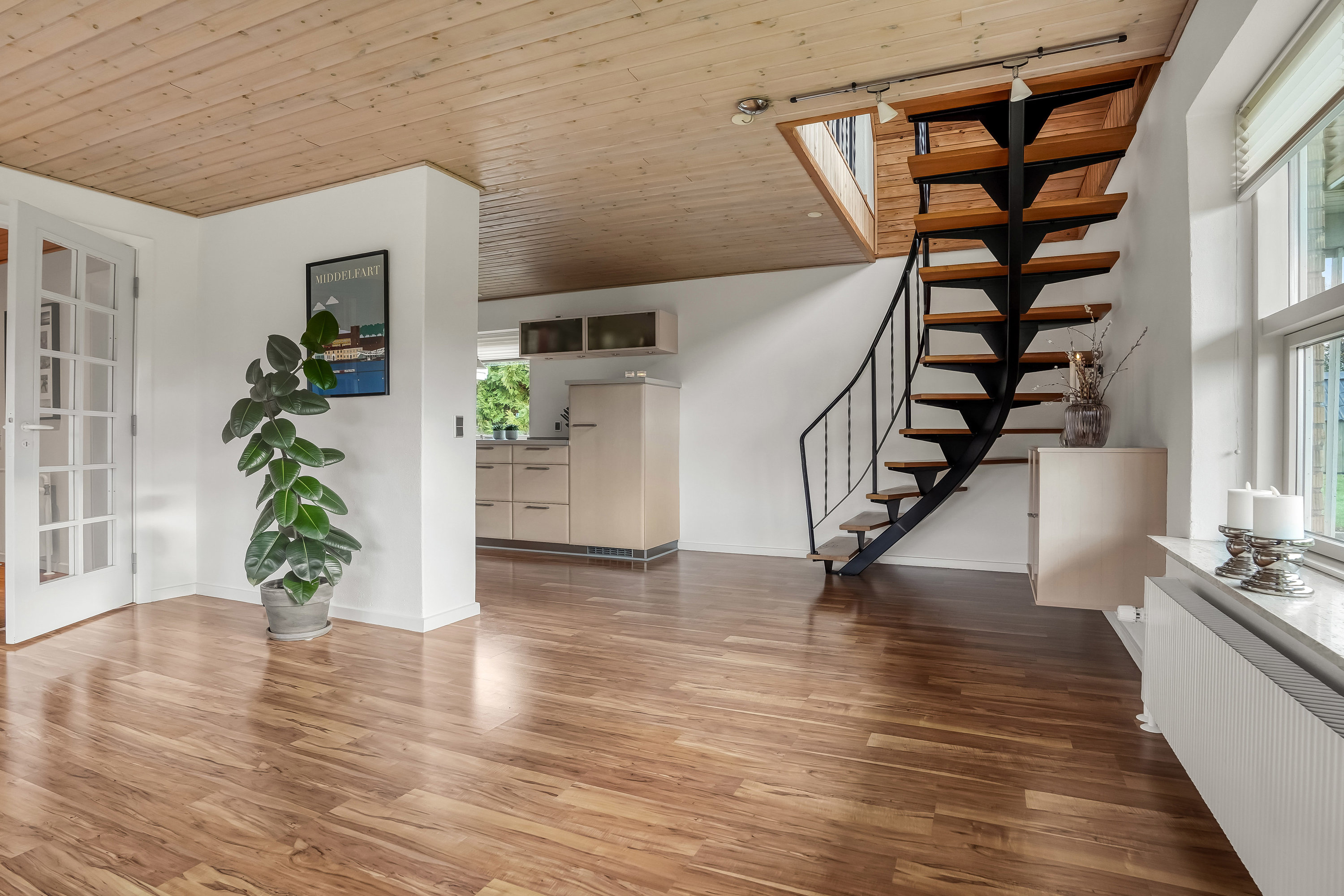 Fremhævet stue billede i fuldskærmstilstand. Billede af Merianvej 9, 5500 Middelfart