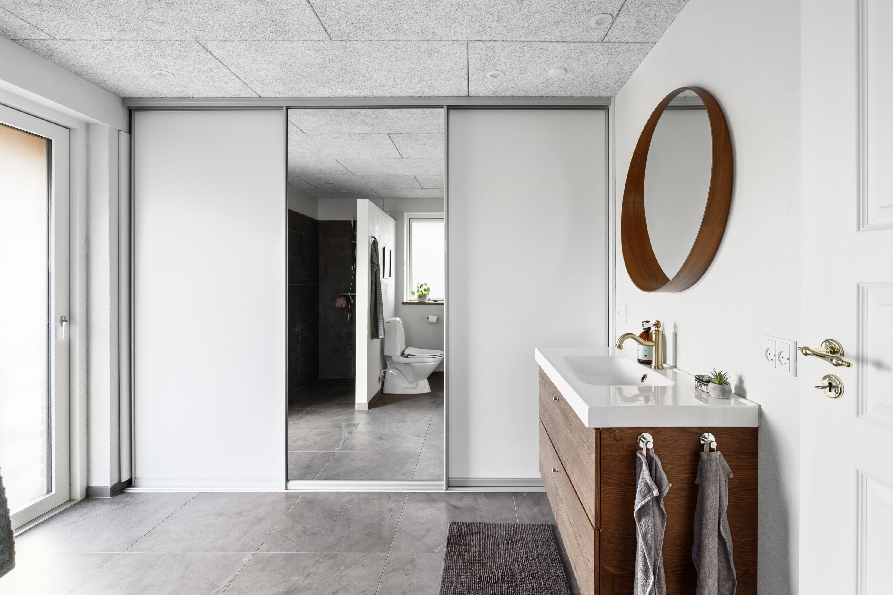 Fremhævet badeværelse billede i fuldskærmstilstand. Billede af Hvidtjørnen 2, 8800 Viborg