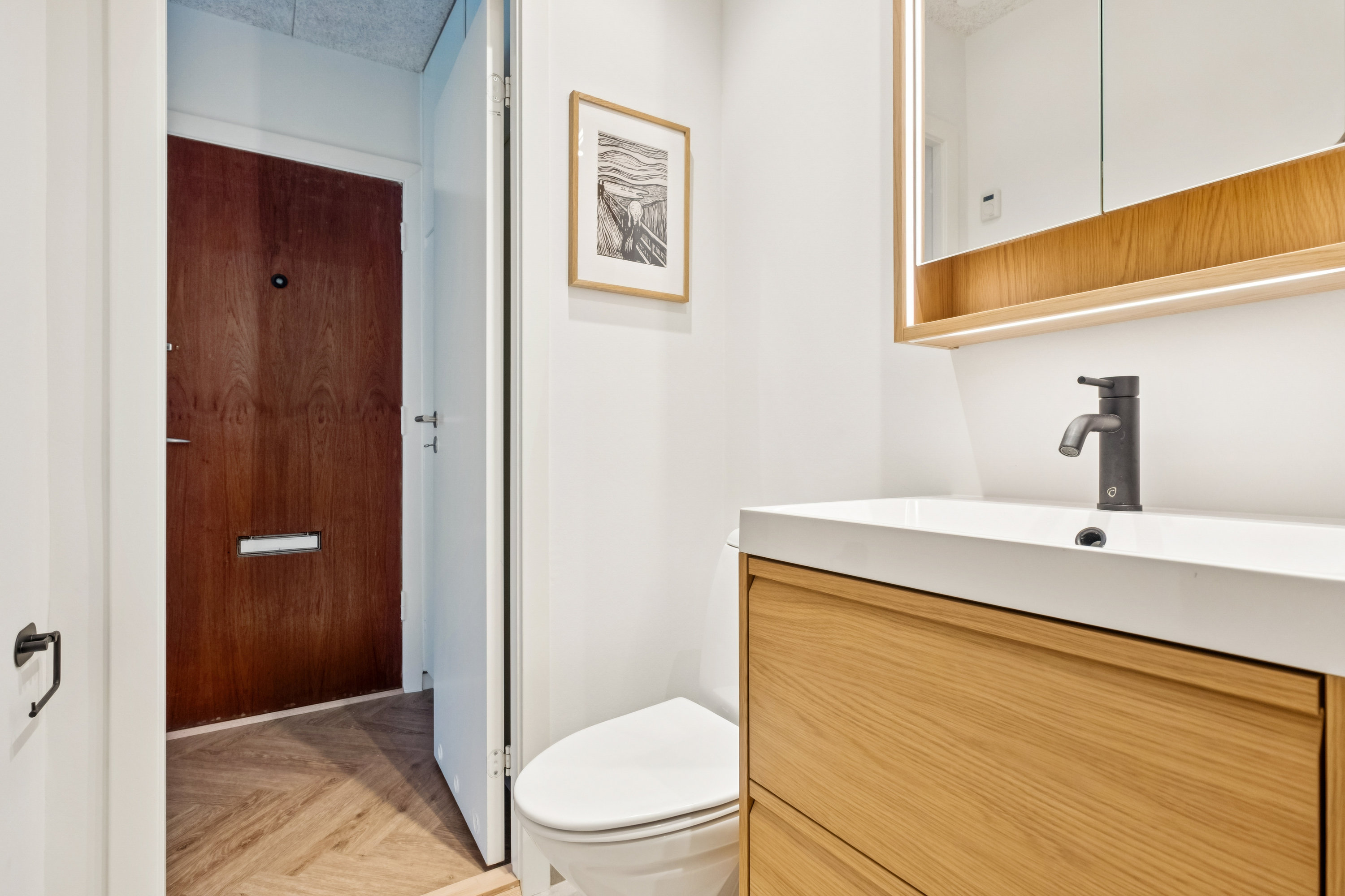 Fremhævet badeværelse billede i fuldskærmstilstand. Billede af Nordborggade 31, 1. 4., 8000 Aarhus C