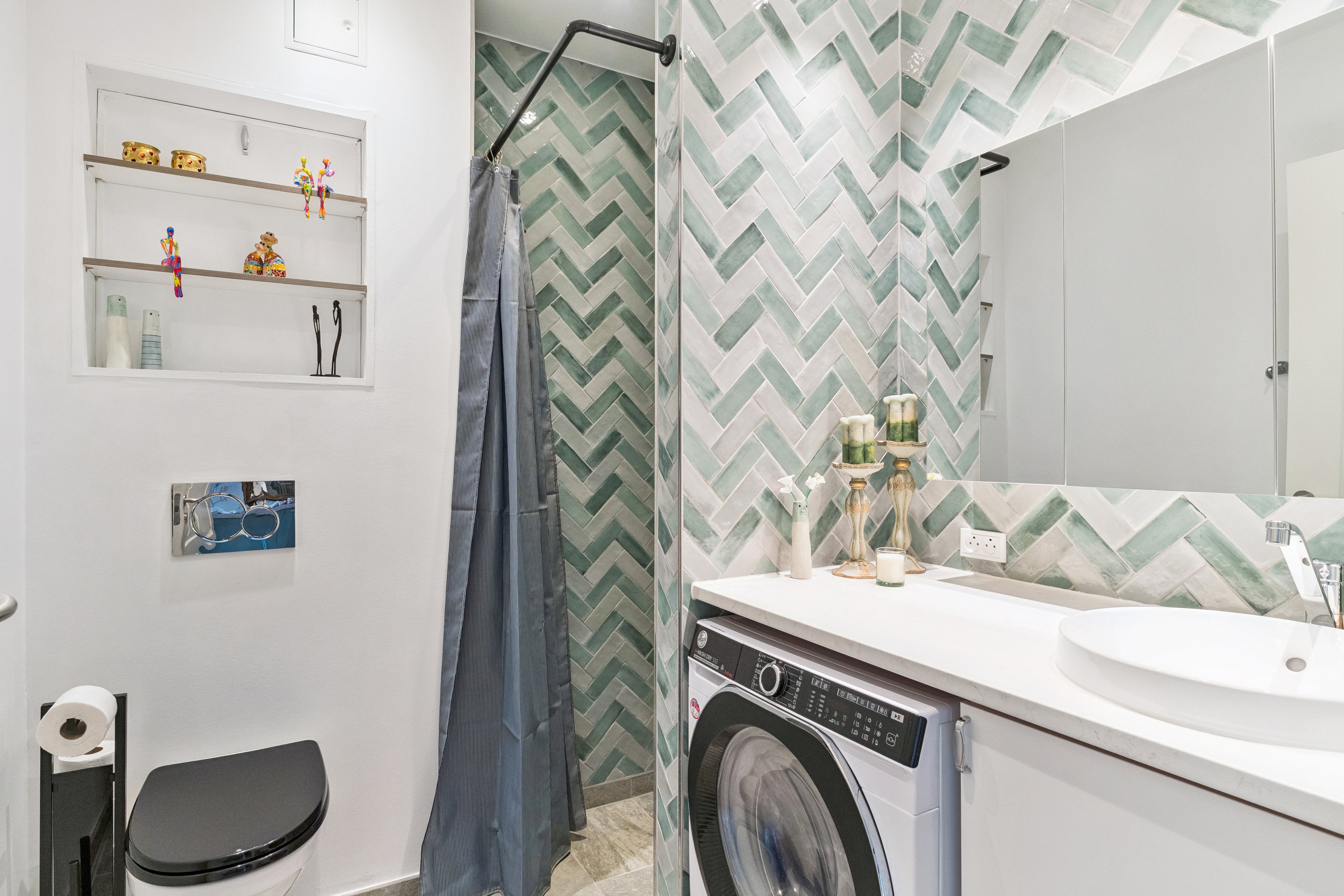 Fremhævet badeværelse billede i fuldskærmstilstand. Billede af Ryesgade 48, st.., 2100 København Ø