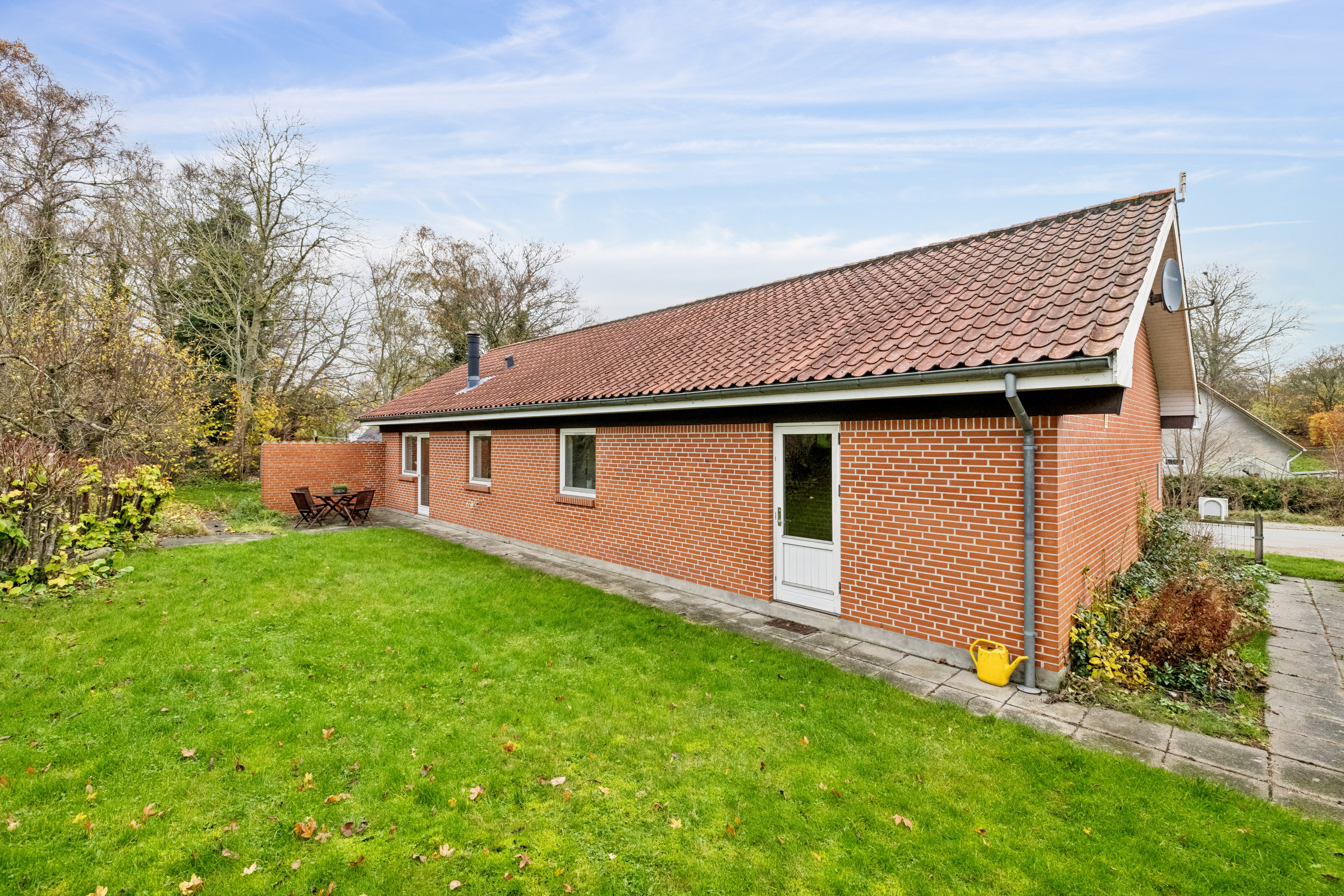 Fremhævet andet billede i fuldskærmstilstand. Billede af Bygaden 17, Følle, 8410 Rønde