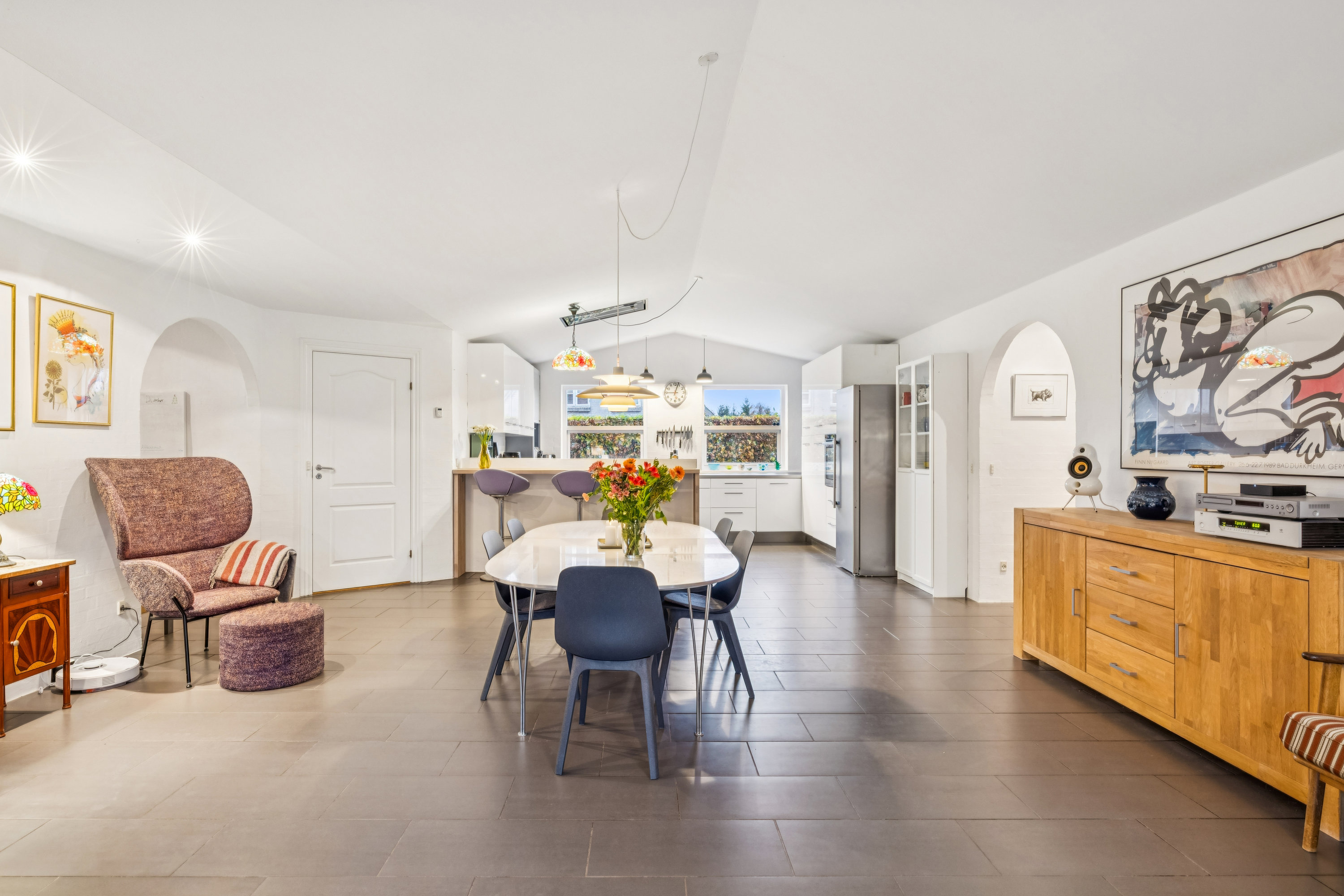 Fremhævet stue billede i fuldskærmstilstand. Billede af Ametystvej 35, 8541 Skødstrup