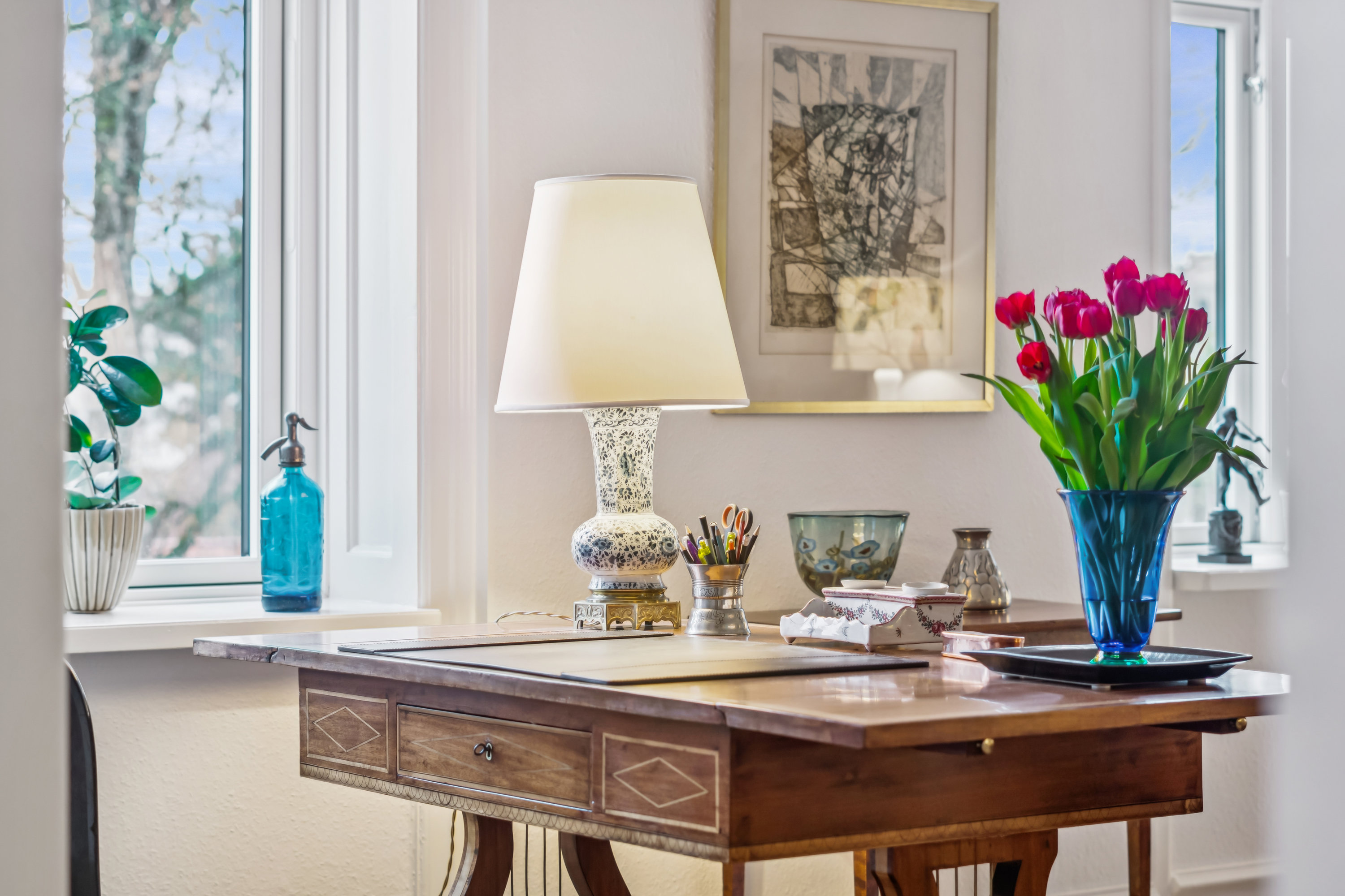 Fremhævet stue billede i fuldskærmstilstand. Billede af Rosenvængets Sideallé 3, 3. th., 2100 København Ø