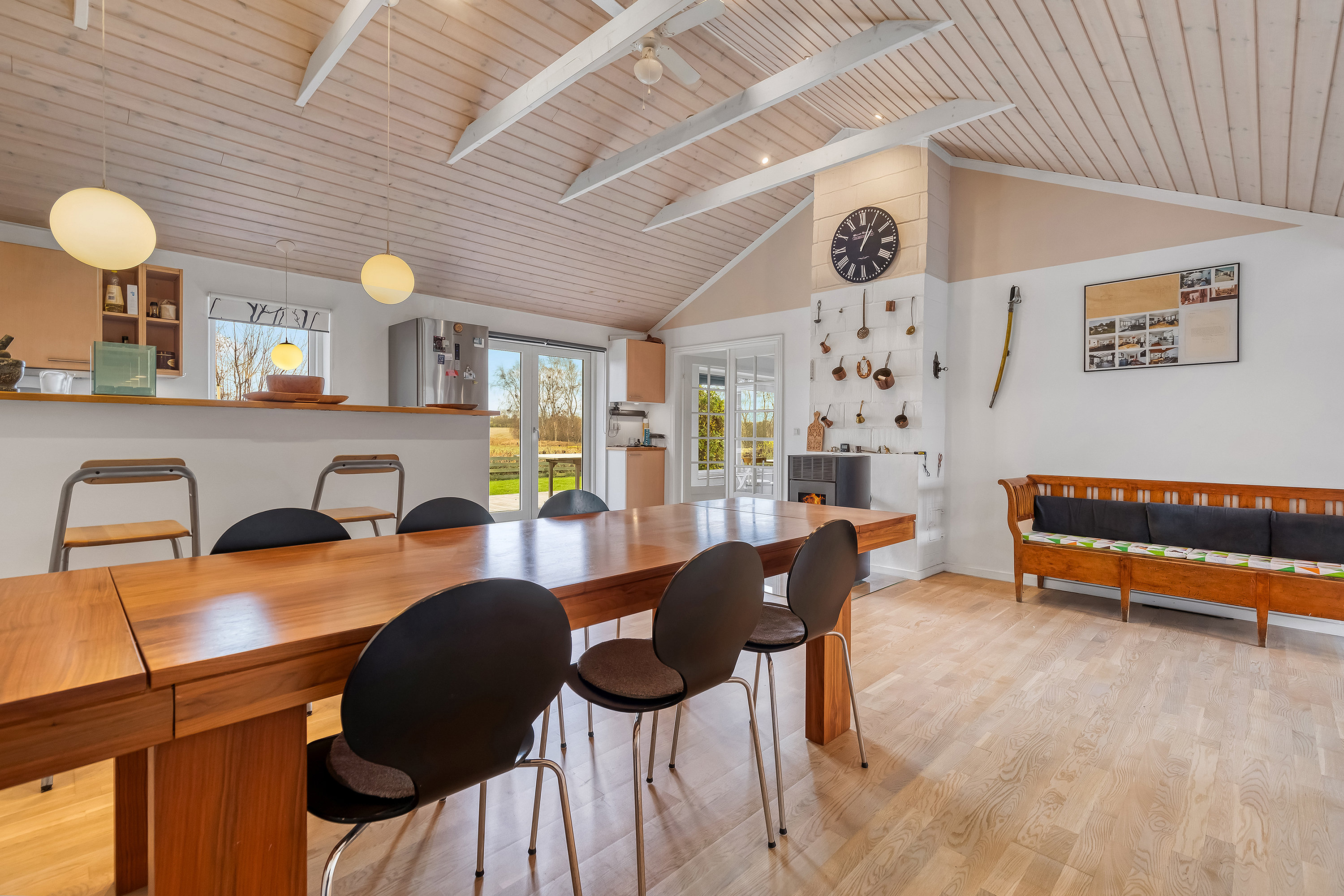 Fremhævet køkken alrum billede i fuldskærmstilstand. Billede af Stokkevangen 29, Rågeleje, 3210 Vejby