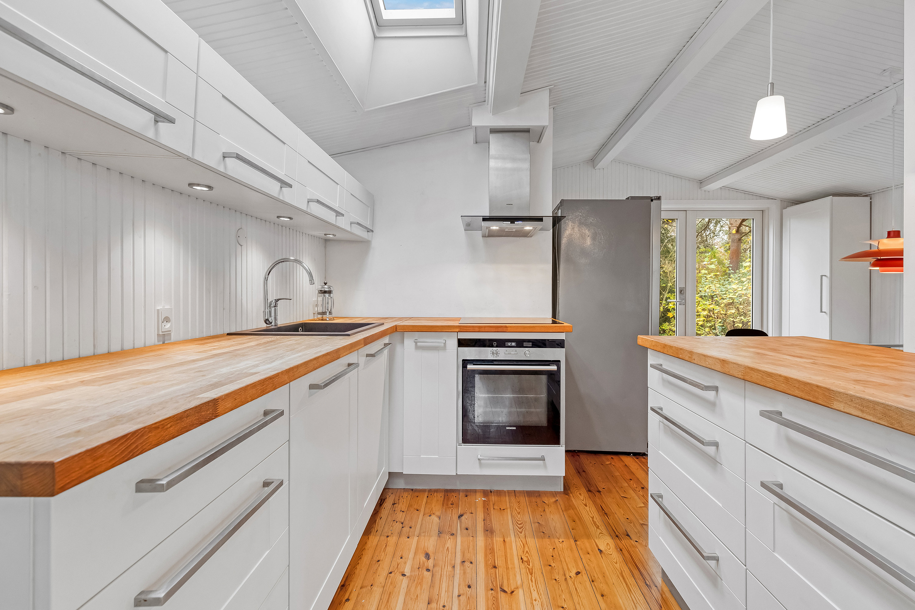 Fremhævet køkken billede i fuldskærmstilstand. Billede af Sandgravs-Åsen 4, Bakkebjerg, 3230 Græsted