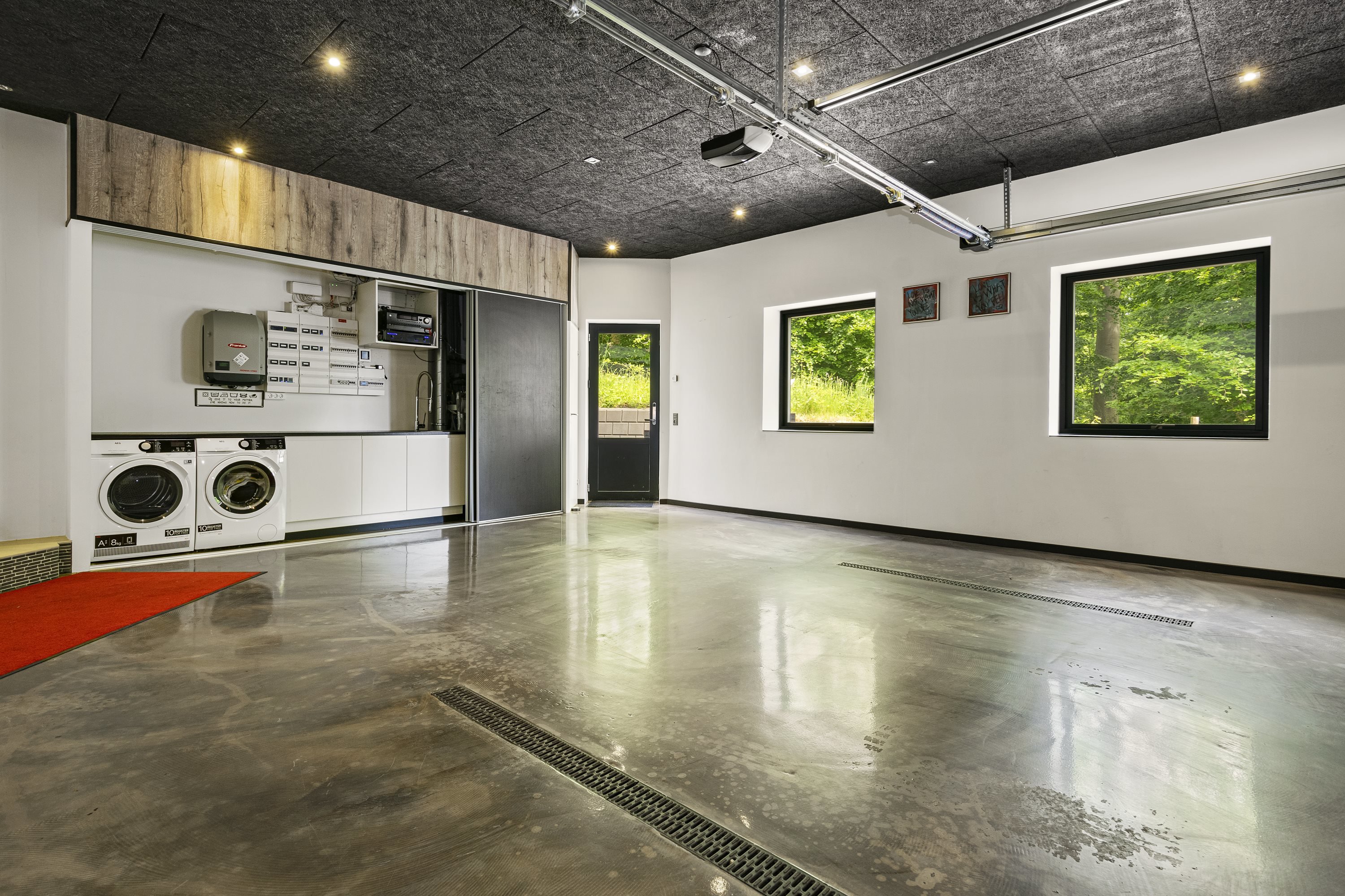 Fremhævet garage billede i fuldskærmstilstand. Billede af Østergade 21, 6330 Padborg