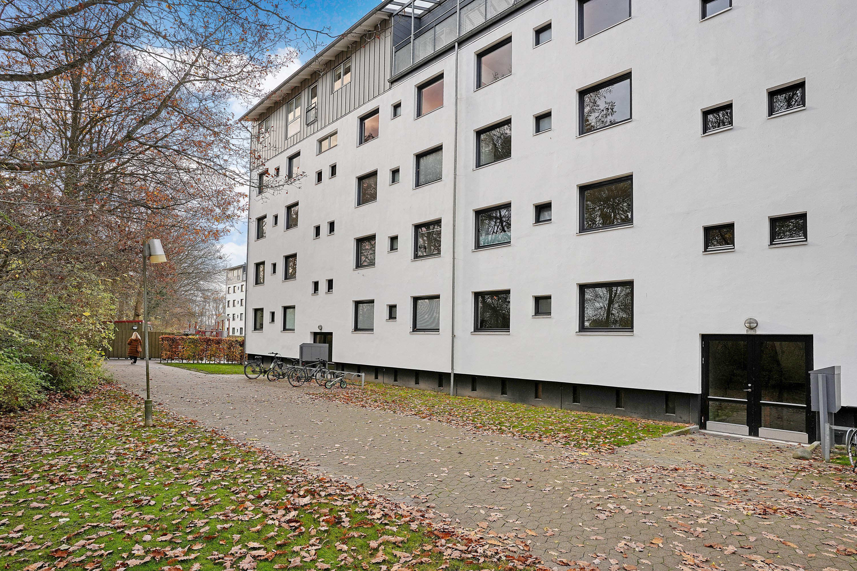 Fremhævet ejendommen billede i fuldskærmstilstand. Billede af Egeparken 31C, 2. tv., 2680 Solrød Strand