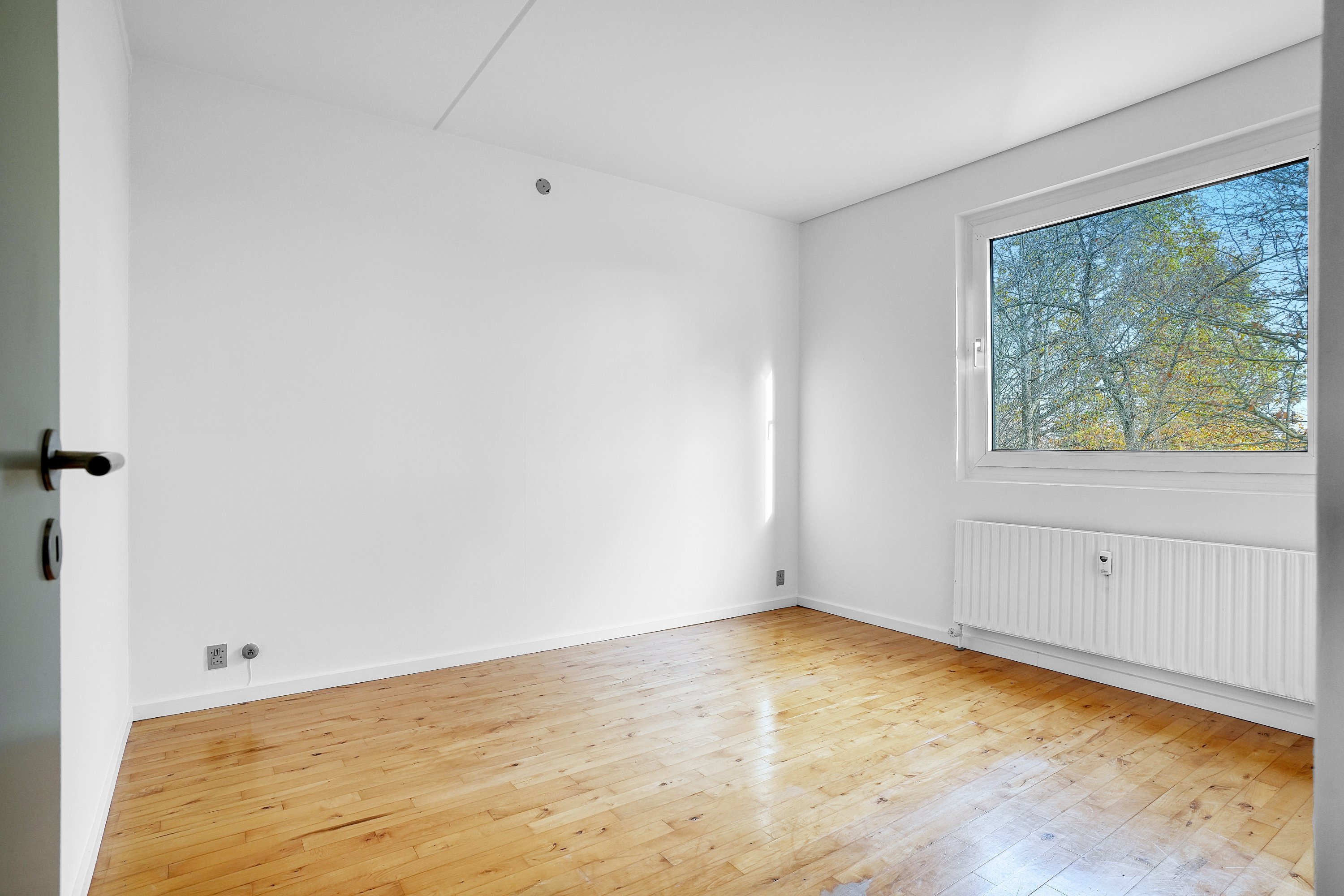 Fremhævet soveværelse billede i fuldskærmstilstand. Billede af Egeparken 31C, 2. tv., 2680 Solrød Strand