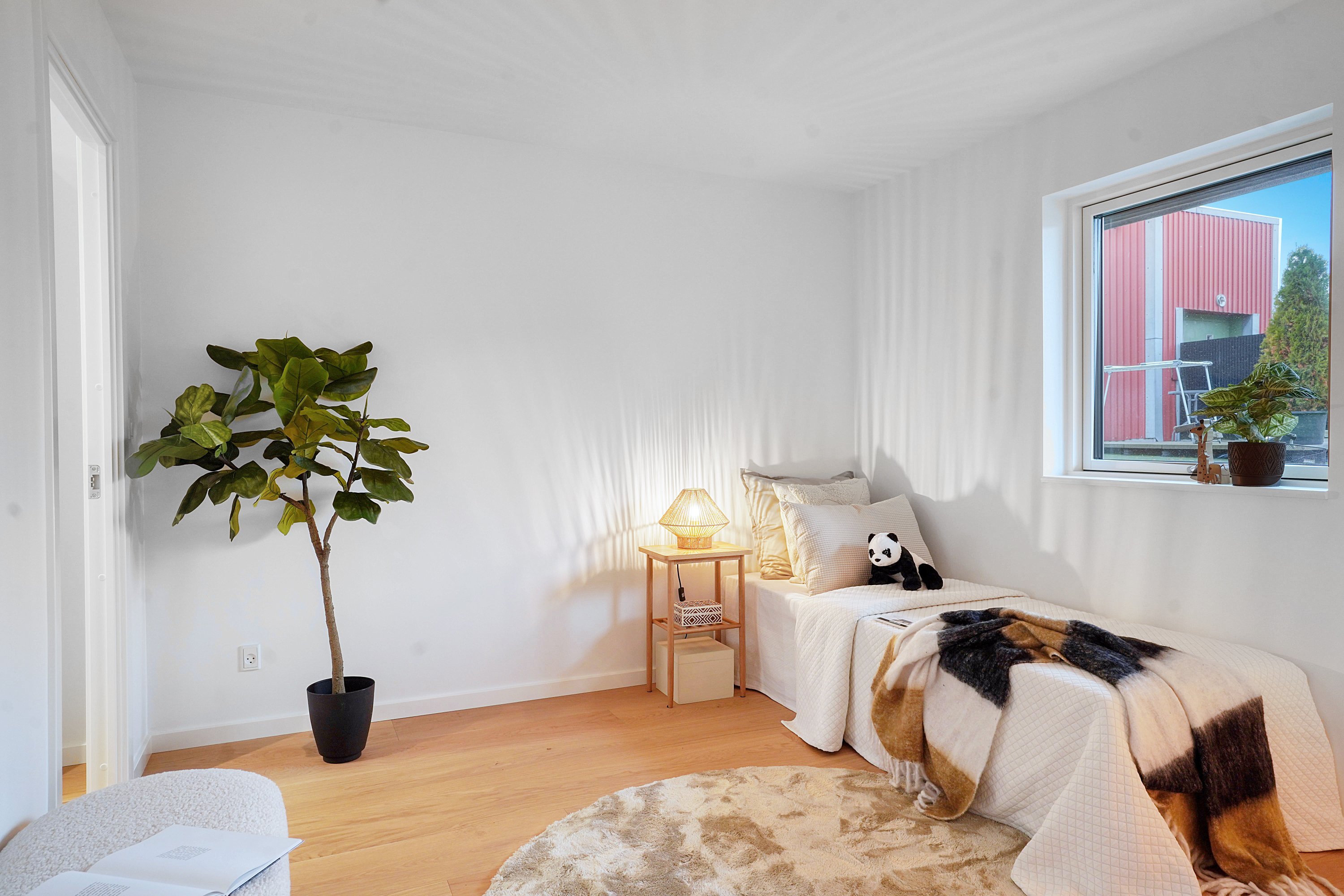 Fremhævet værelse billede i fuldskærmstilstand. Billede af Bymidten 37, 1. a., 3500 Værløse