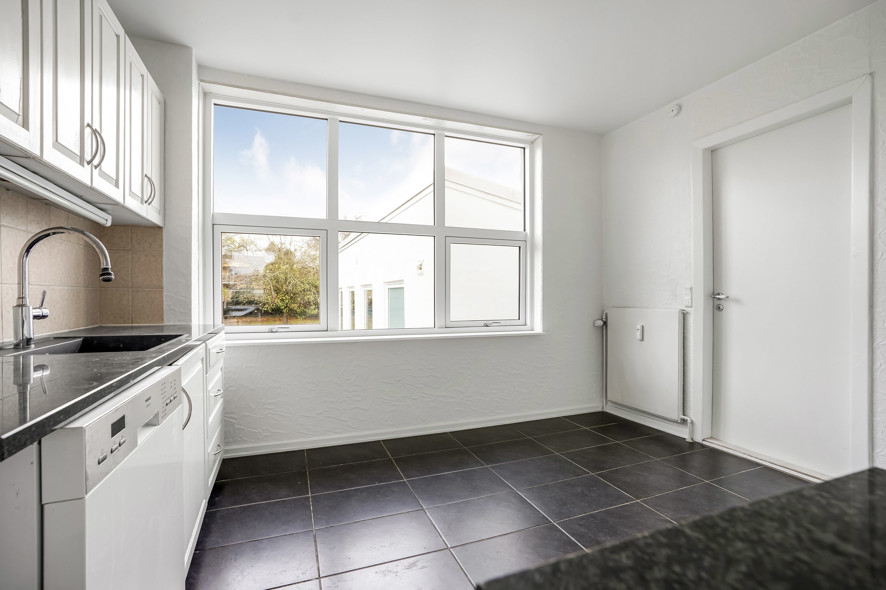 Fremhævet  billede i fuldskærmstilstand. Billede af Vibekevej 13, Dyrup, 5250 Odense SV