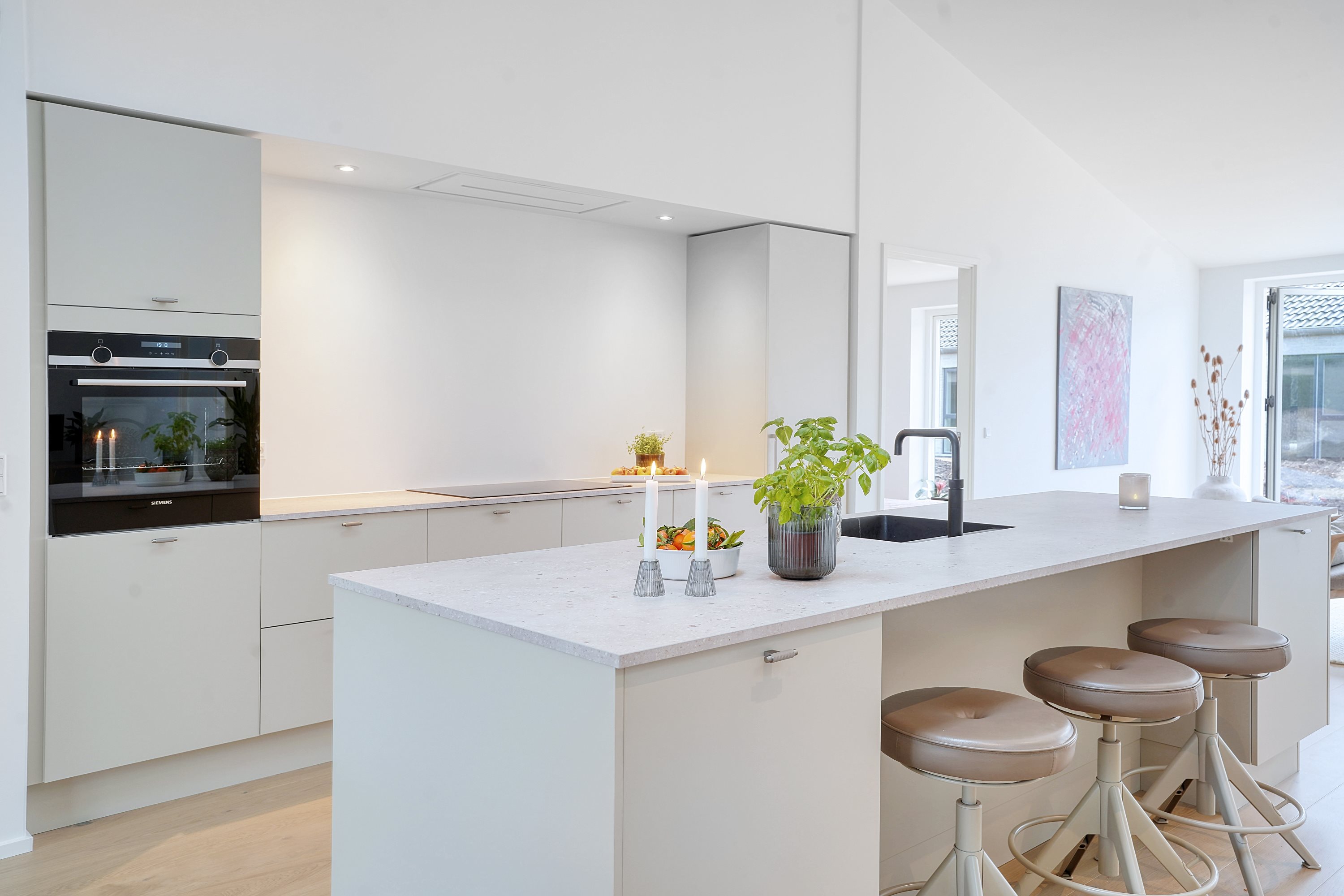 Fremhævet køkken billede i fuldskærmstilstand. Billede af Kræmmervej 3, 3100 Hornbæk