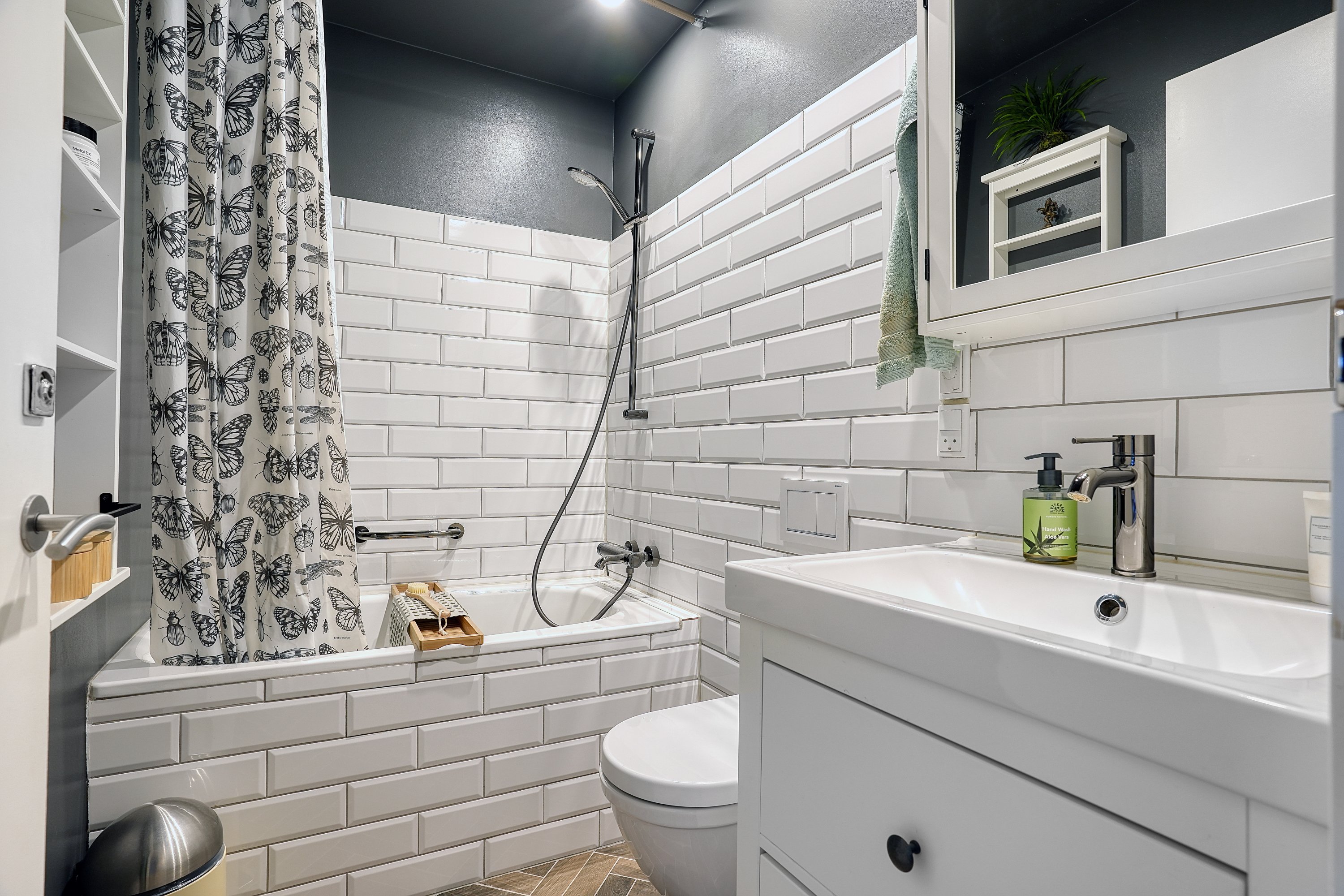 Fremhævet badeværelse billede i fuldskærmstilstand. Billede af Teglgårdsvej 915, 1. th., 3050 Humlebæk