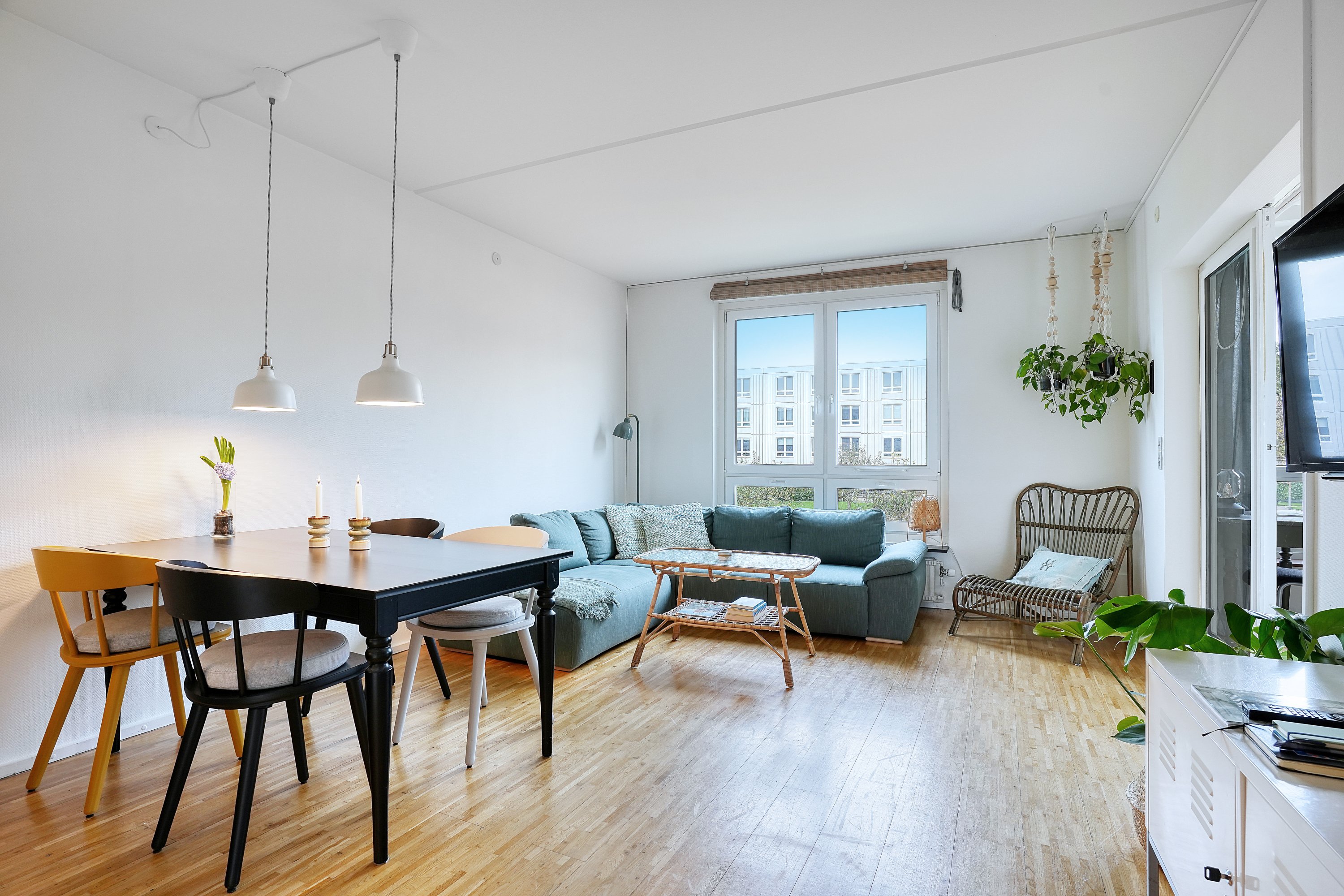 Fremhævet stue billede i fuldskærmstilstand. Billede af Teglgårdsvej 915, 1. th., 3050 Humlebæk