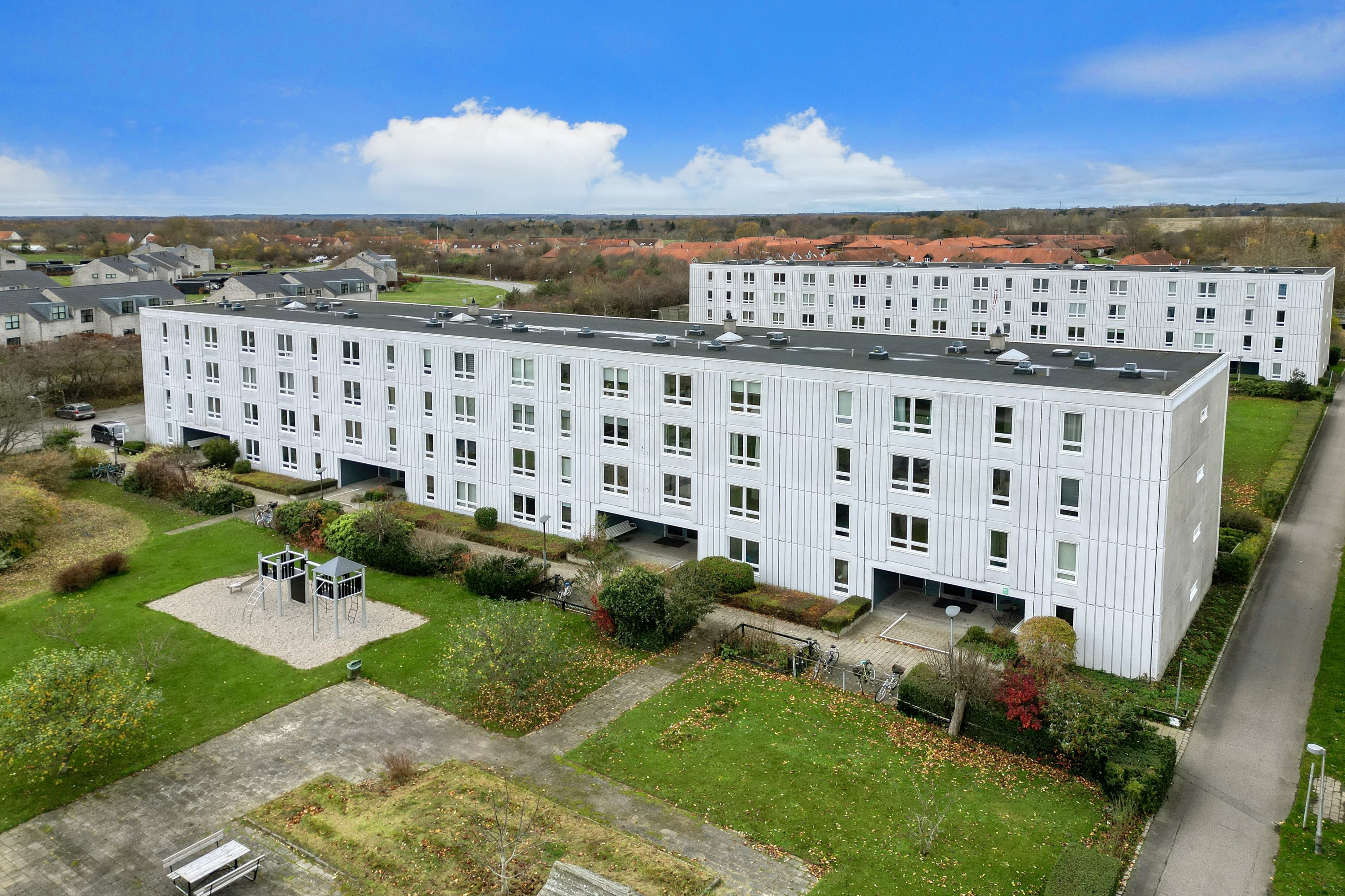 Fremhævet luftfoto billede i fuldskærmstilstand. Billede af Teglgårdsvej 915, 1. th., 3050 Humlebæk