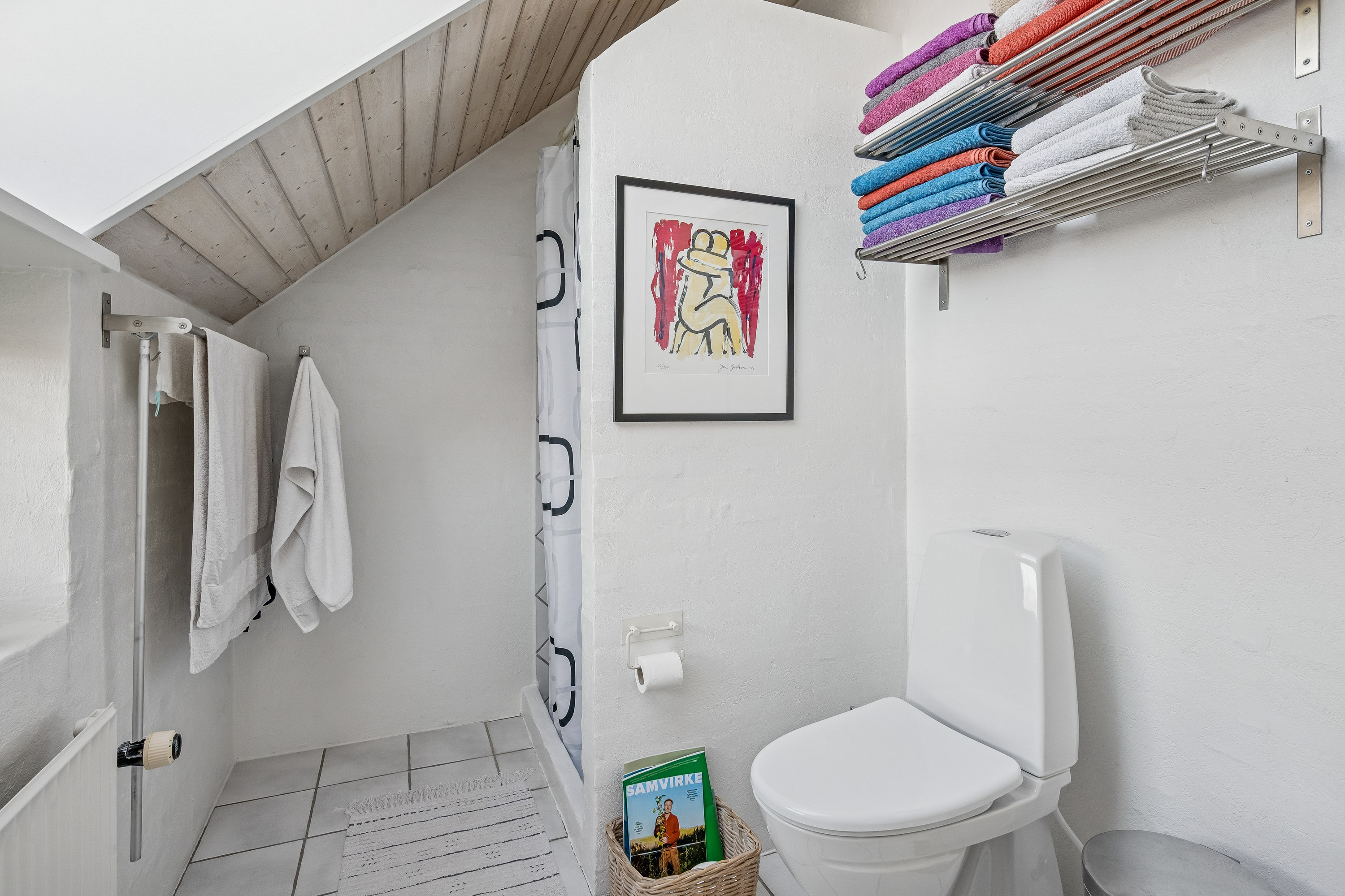 Fremhævet badeværelse billede i fuldskærmstilstand. Billede af Flintebakken 237, 8240 Risskov