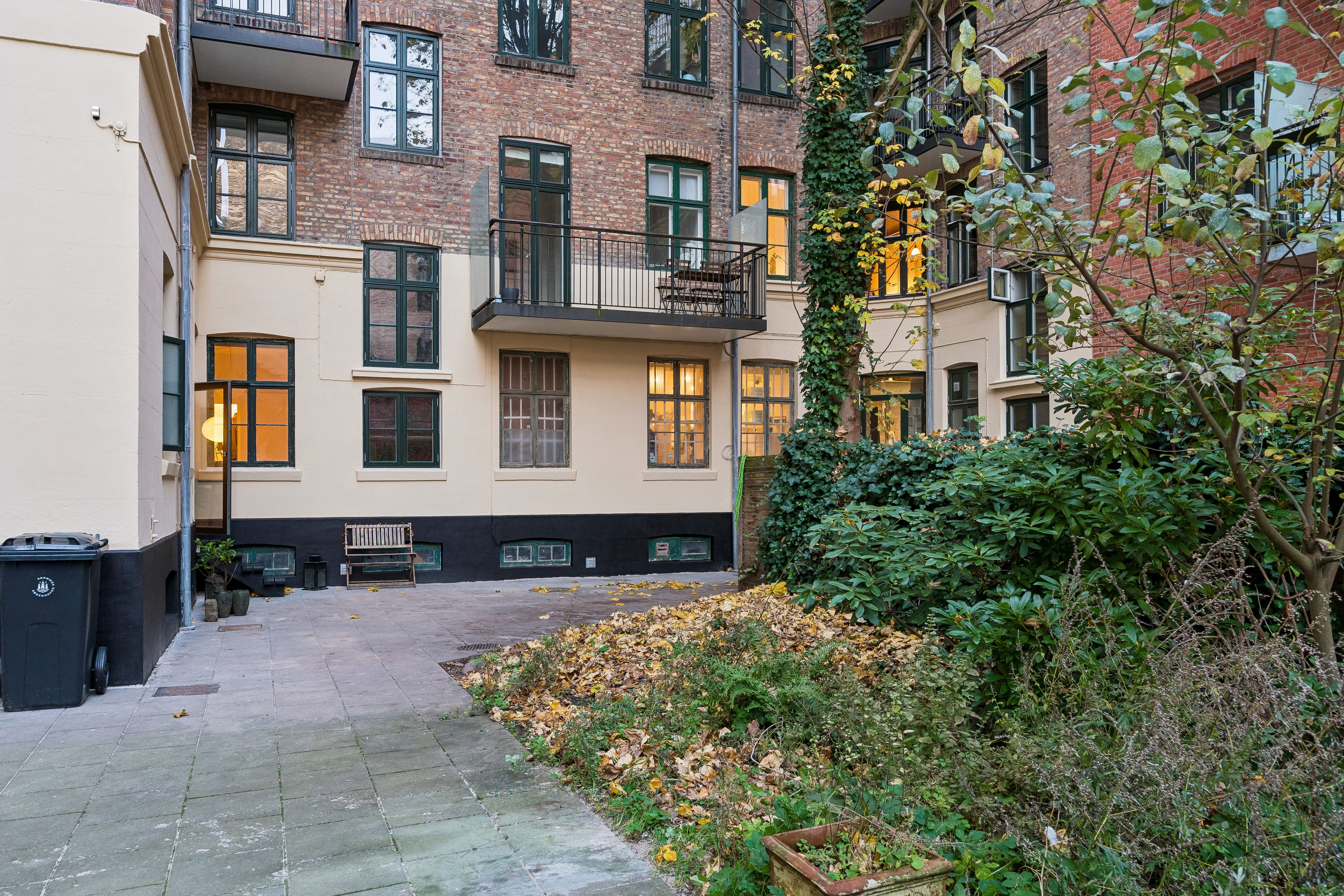 Fremhævet andet billede i fuldskærmstilstand. Billede af Faksegade 22, st.., 2100 København Ø