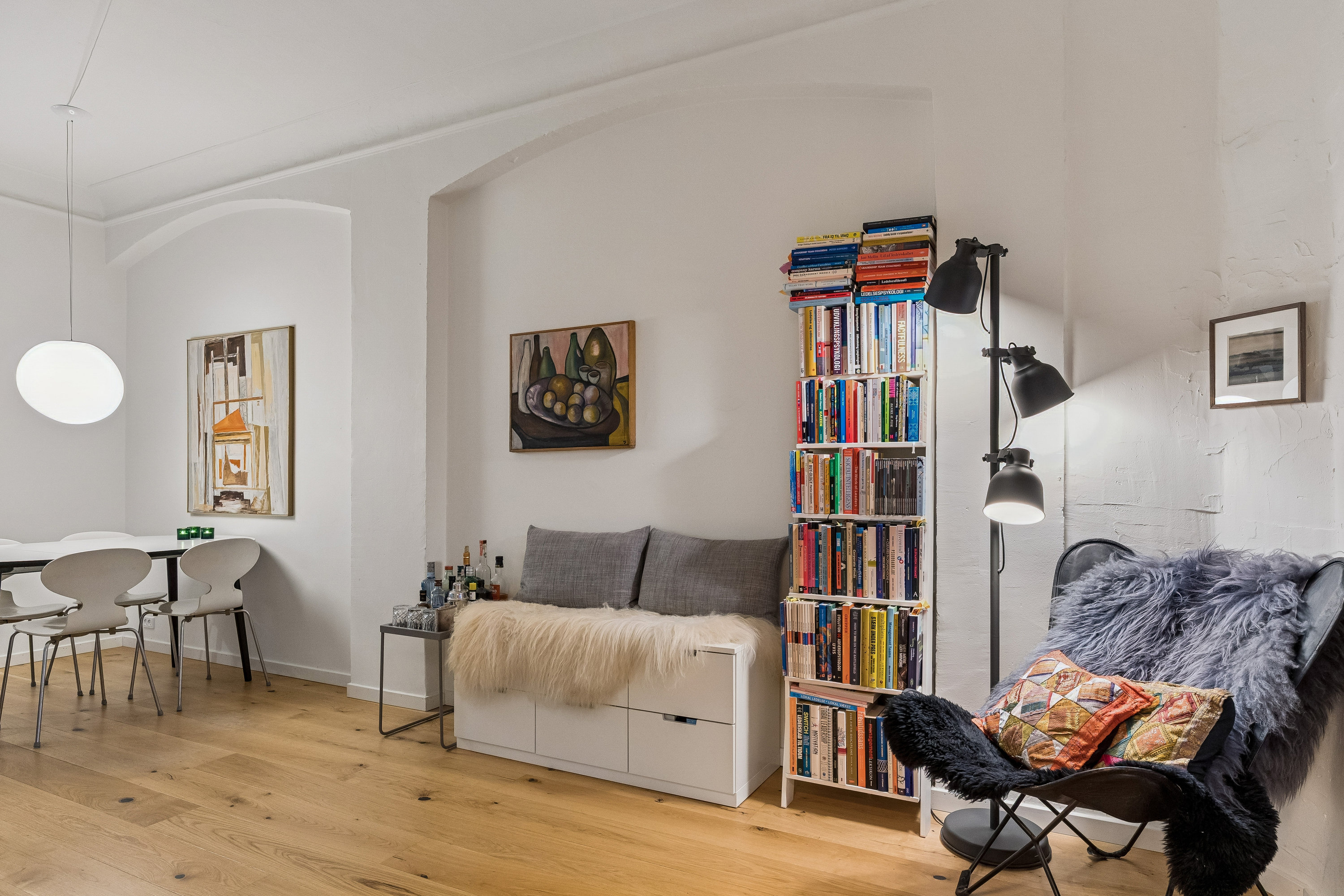 Fremhævet stue billede i fuldskærmstilstand. Billede af Faksegade 22, st.., 2100 København Ø