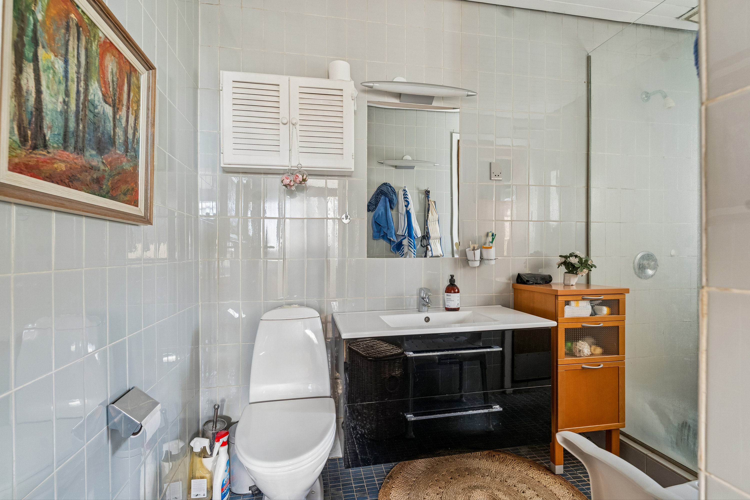 Fremhævet badeværelse billede i fuldskærmstilstand. Billede af Nattergalevej 4, 8990 Fårup