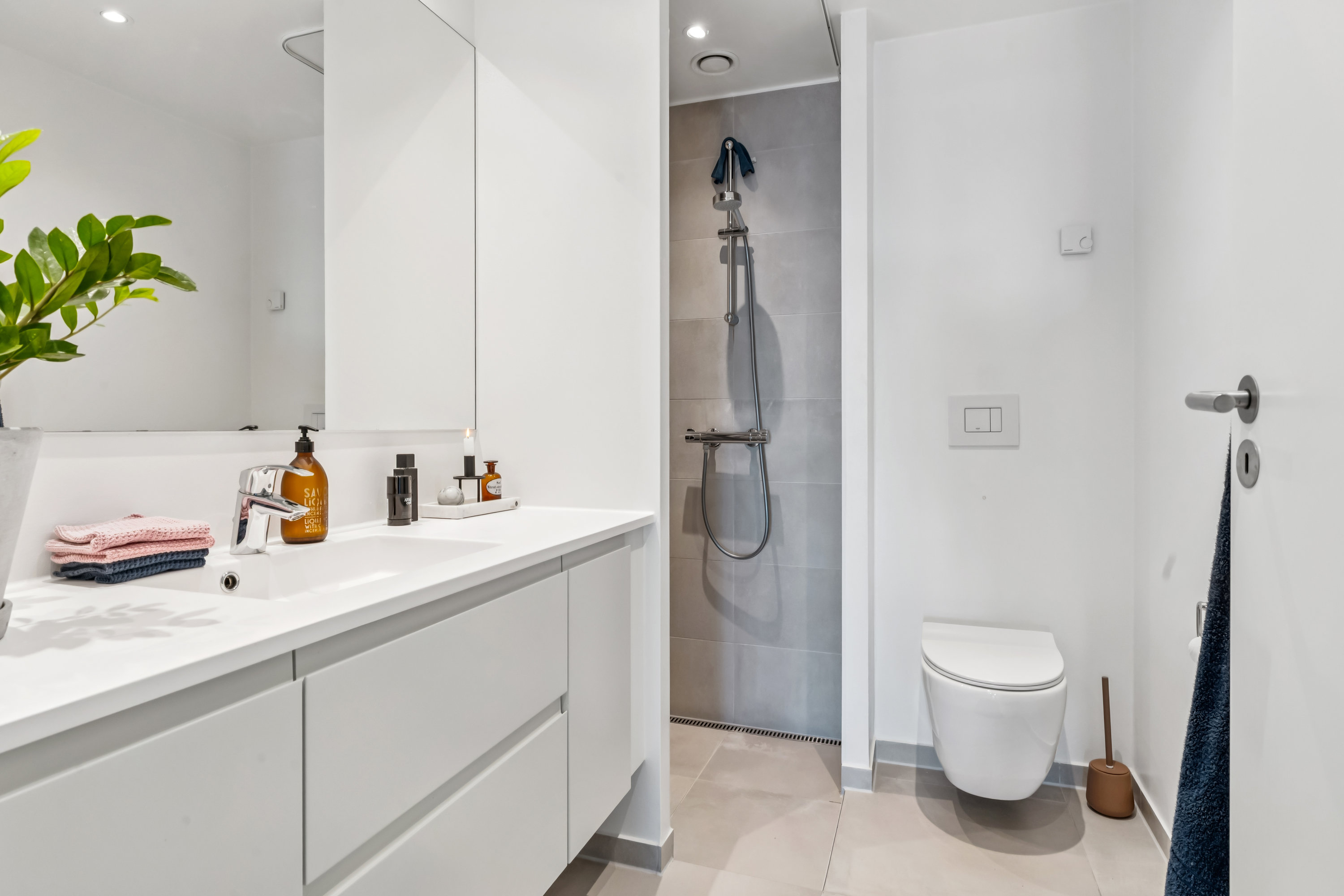 Fremhævet badeværelse billede i fuldskærmstilstand. Billede af Akvavitvej 27, 7. 2., 9000 Aalborg