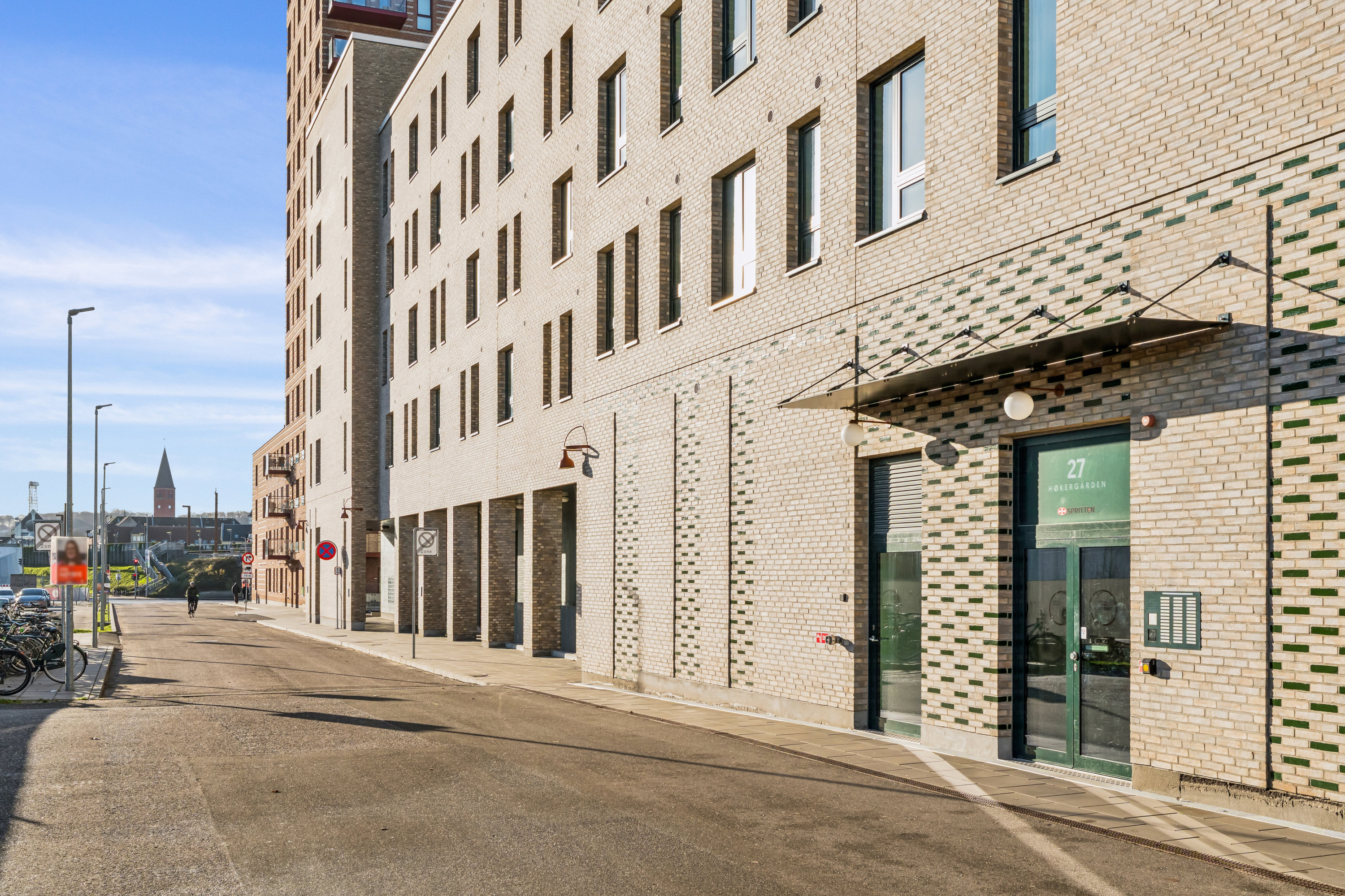 Fremhævet andet billede i fuldskærmstilstand. Billede af Akvavitvej 27, 7. 2., 9000 Aalborg