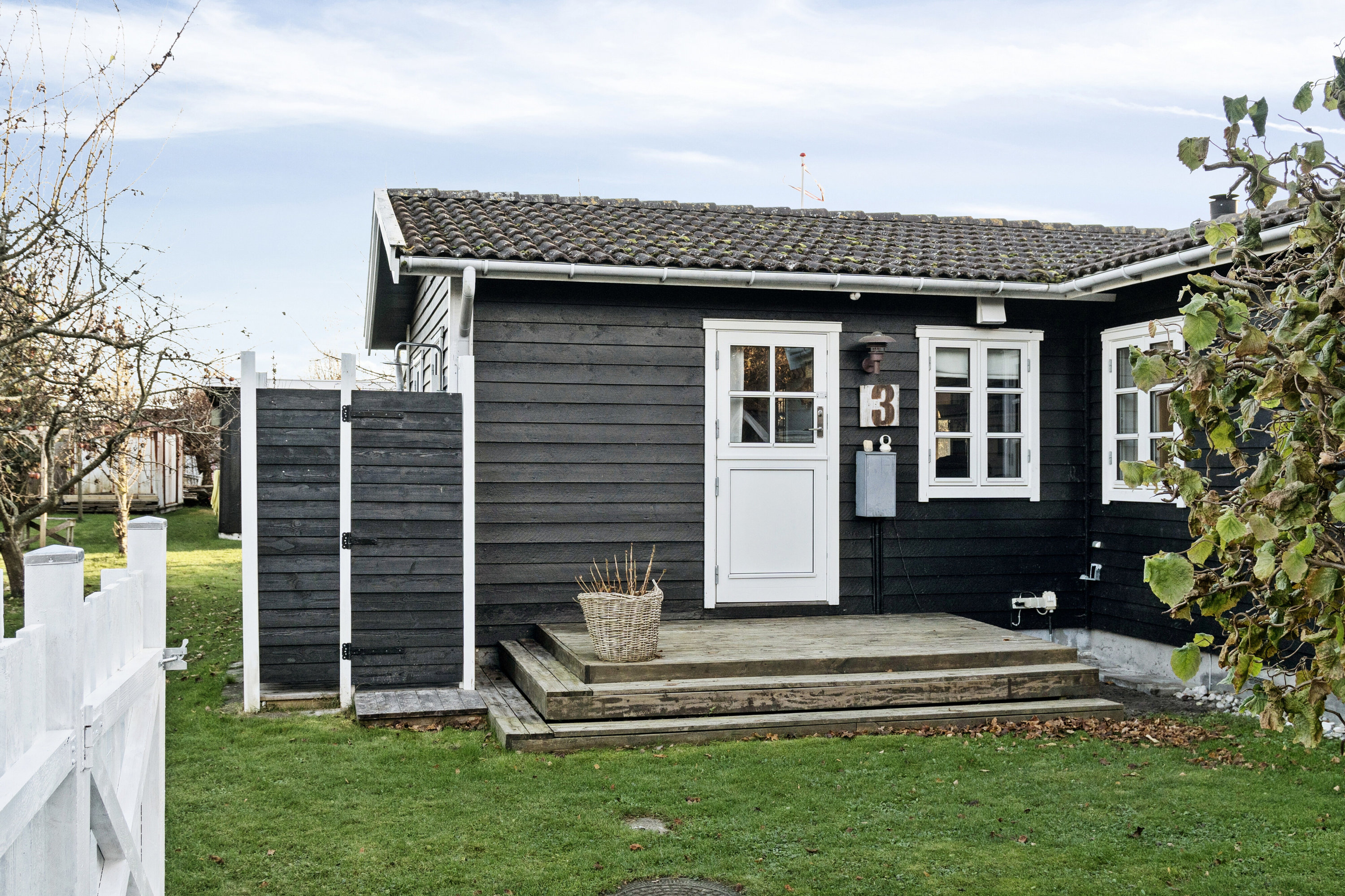 Fremhævet have billede i fuldskærmstilstand. Billede af Engløbet 3, Højby Lyng, 4573 Højby