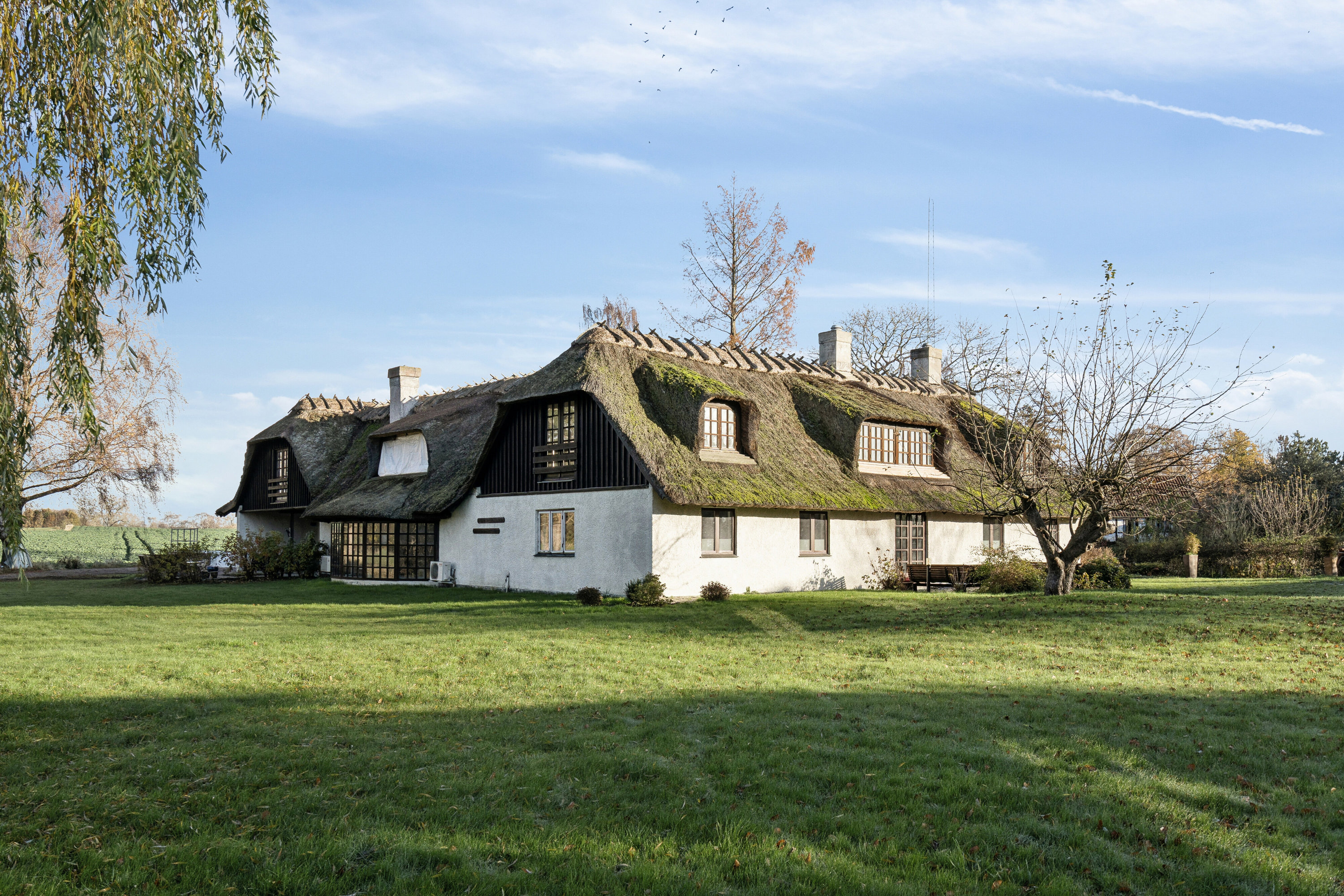 Fremhævet set fra haven billede i fuldskærmstilstand. Billede af Strandbakken 52, Klinteby, 4736 Karrebæksminde
