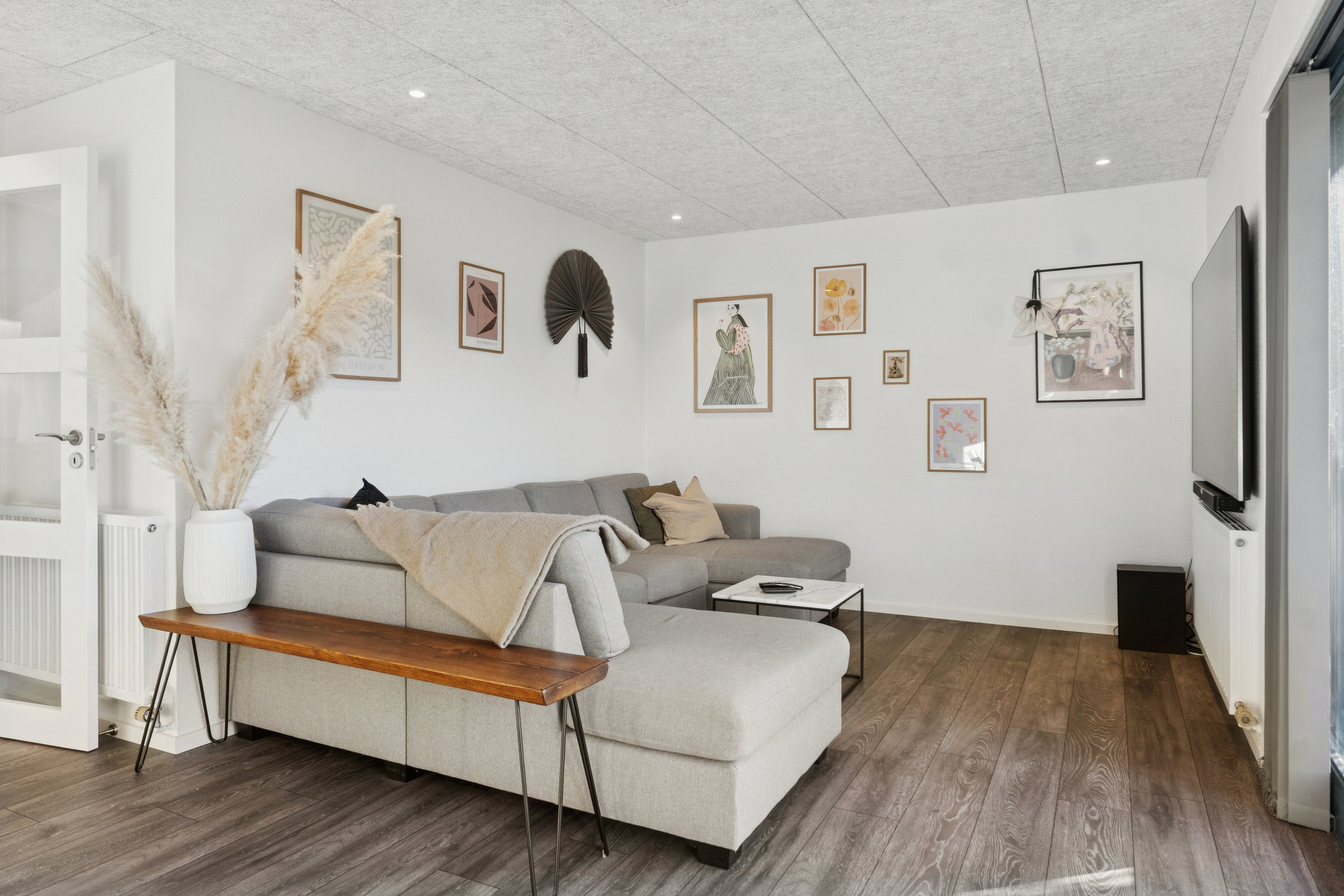 Fremhævet stue billede i fuldskærmstilstand. Billede af Haverne 8, 5900 Rudkøbing