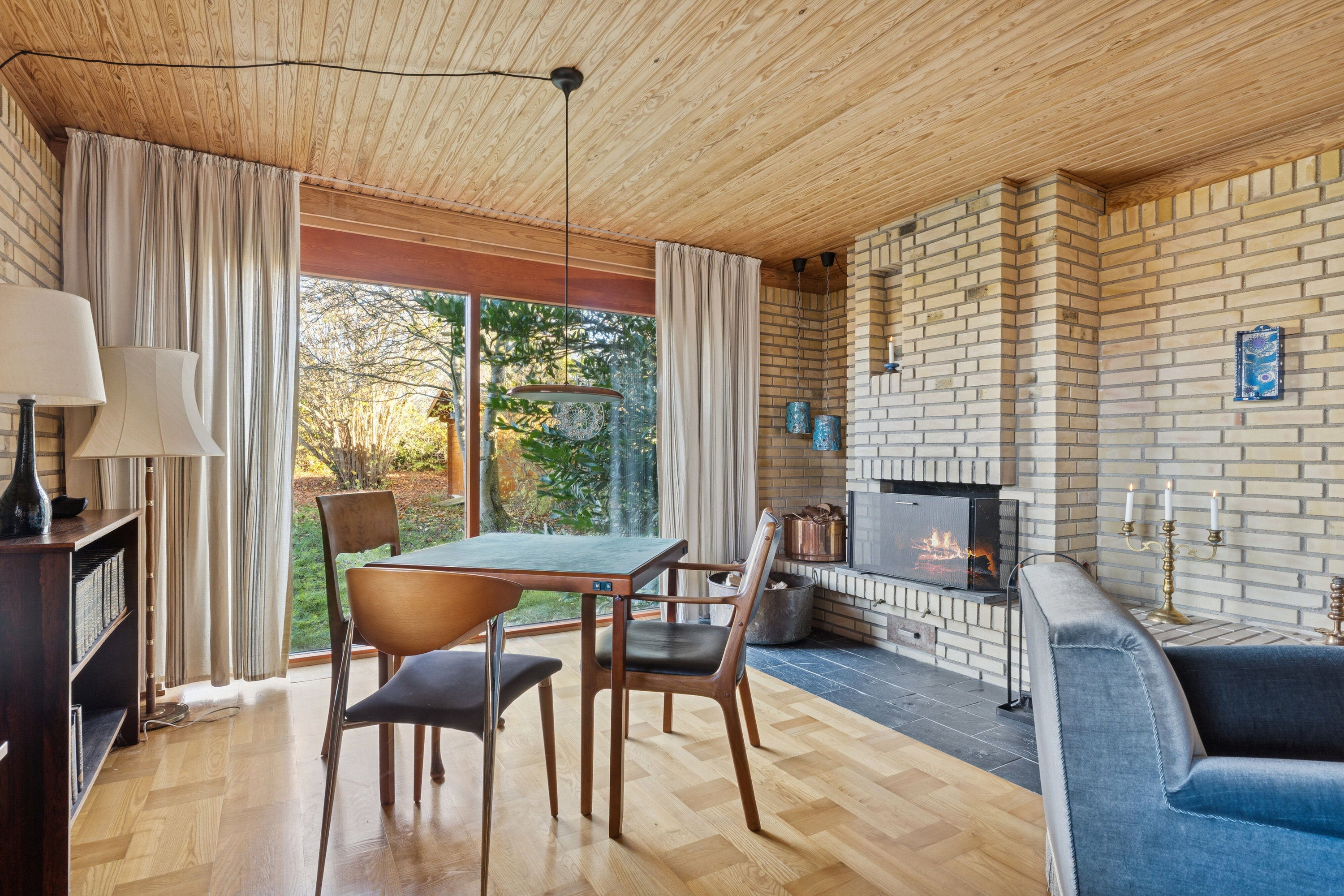 Fremhævet spisestue billede i fuldskærmstilstand. Billede af Vesterkærsvej 13, 2650 Hvidovre