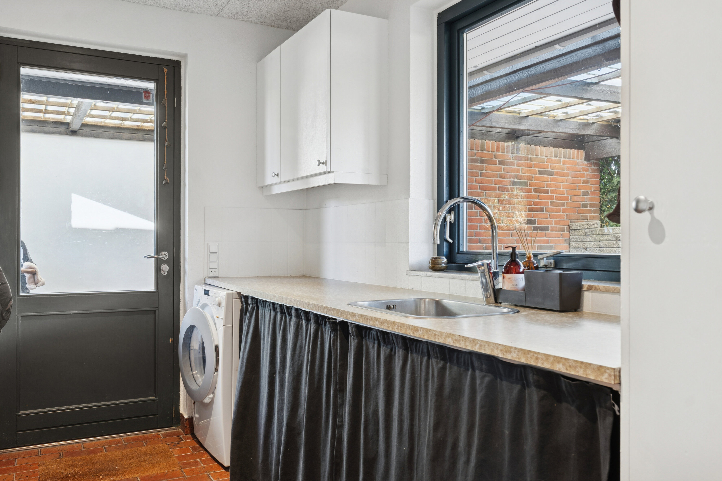 Fremhævet badeværelse billede i fuldskærmstilstand. Billede af Haverne 8, 5900 Rudkøbing